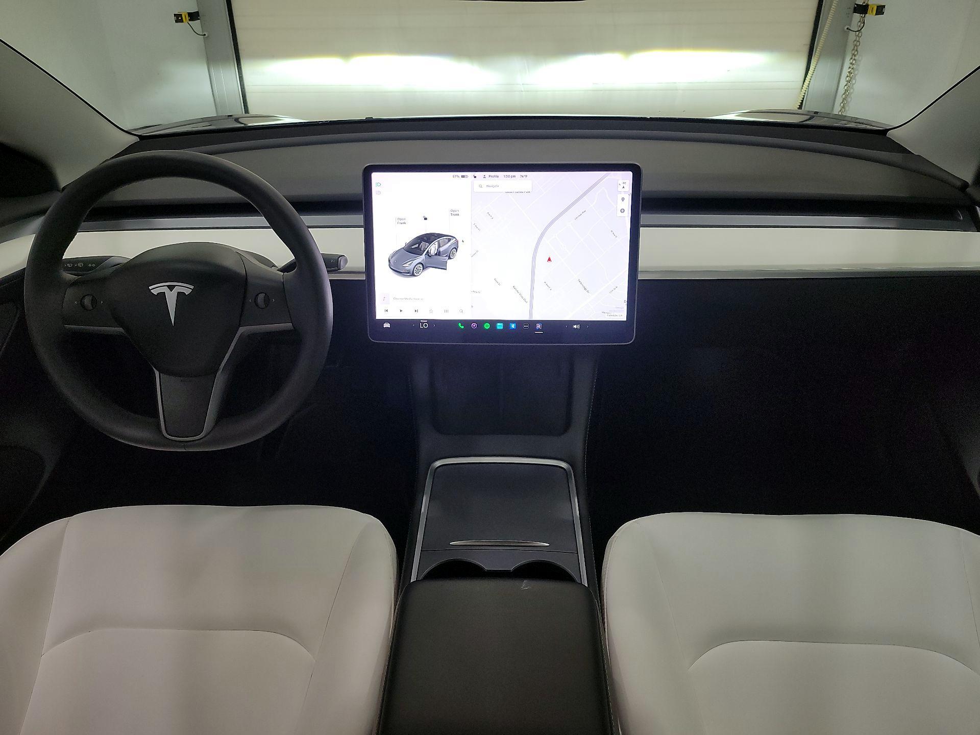 Thumbnail: 2022 Tesla Model 3 - 9