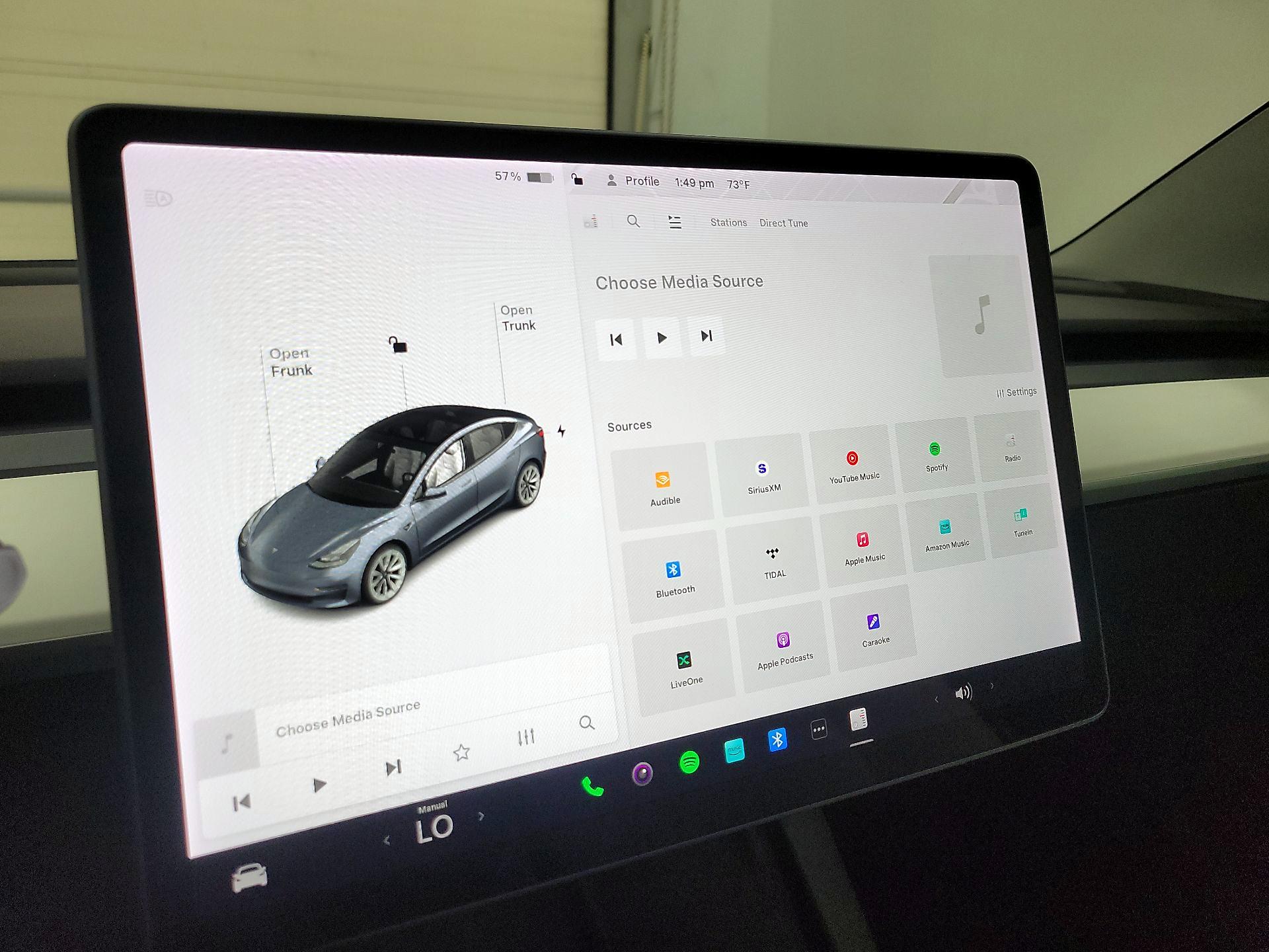 Thumbnail: 2022 Tesla Model 3 - 15