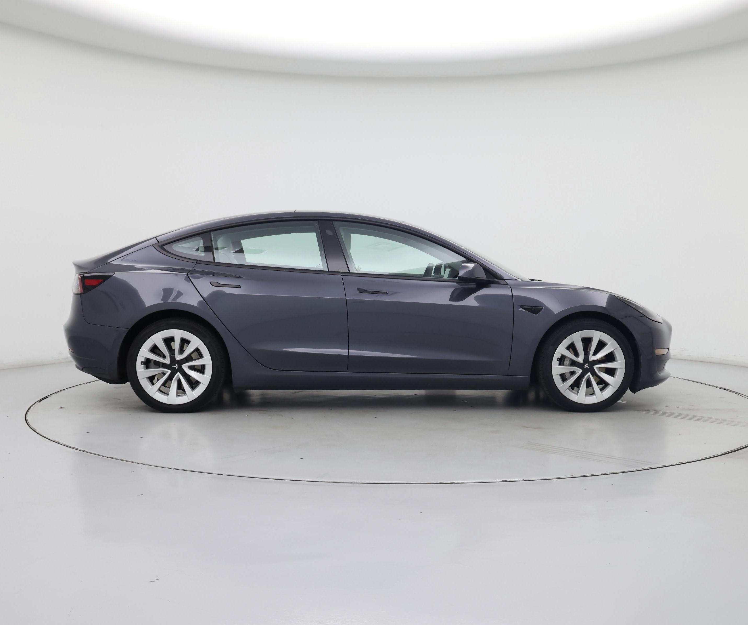 Thumbnail: 2022 Tesla Model 3 - 7