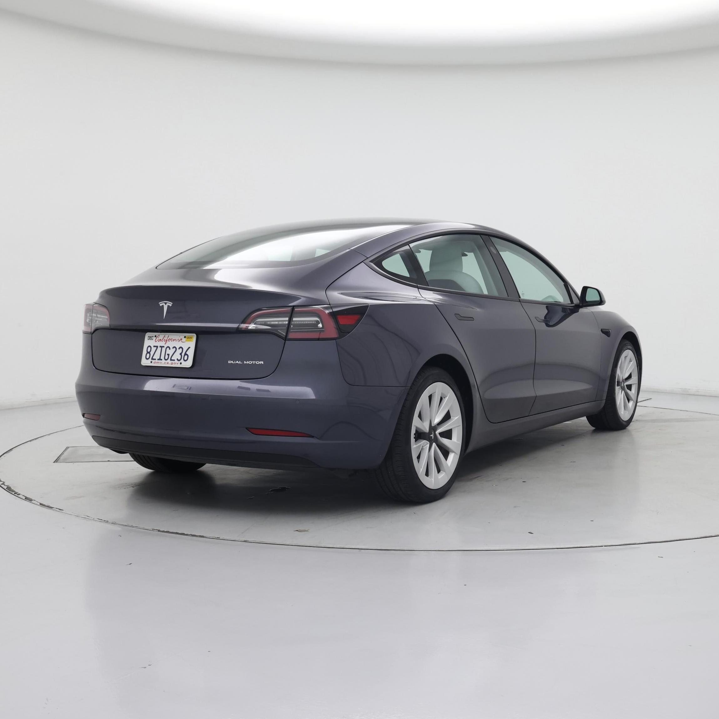 Thumbnail: 2022 Tesla Model 3 - 8