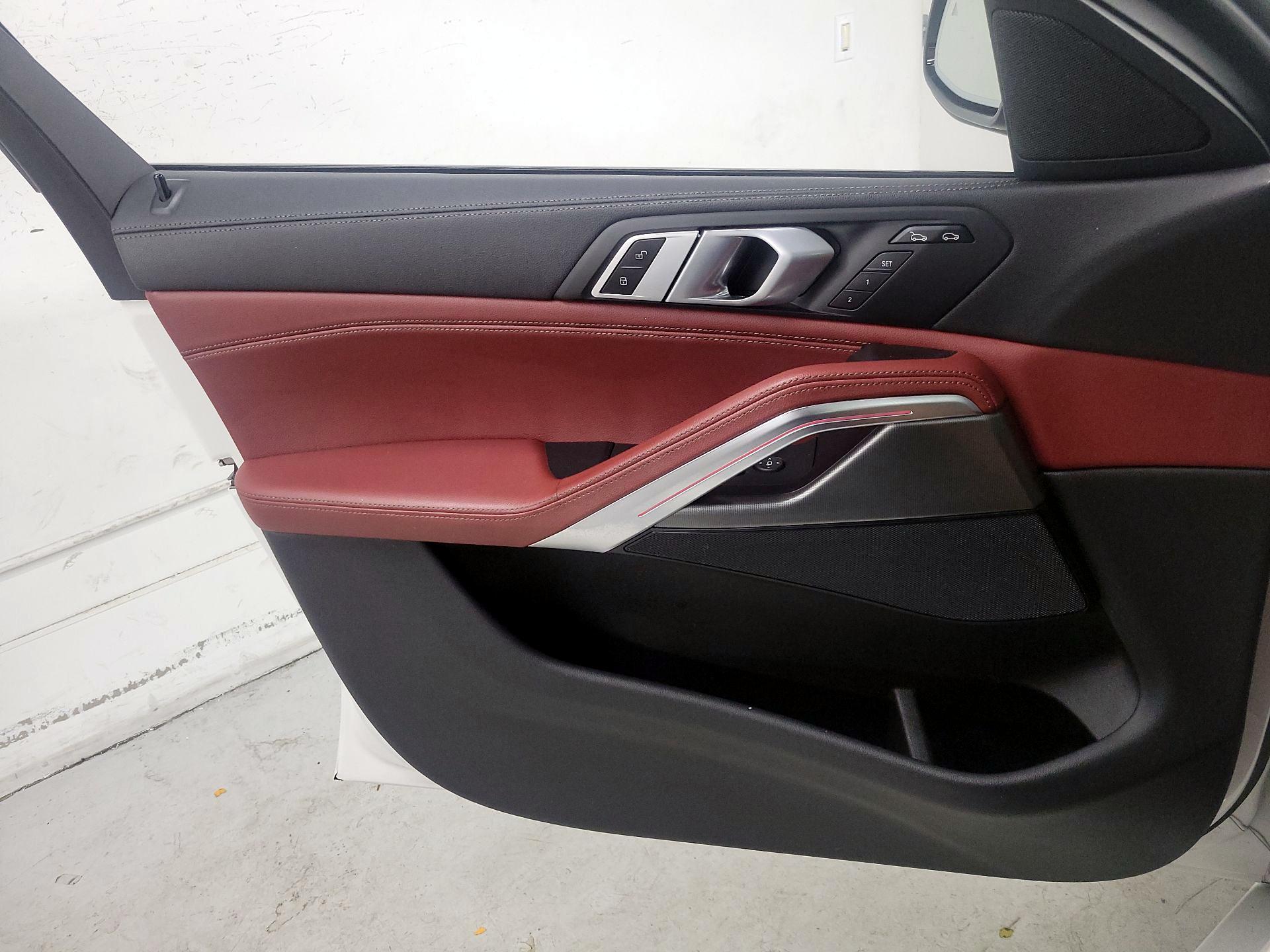 Thumbnail: 2020 BMW X6 - 12