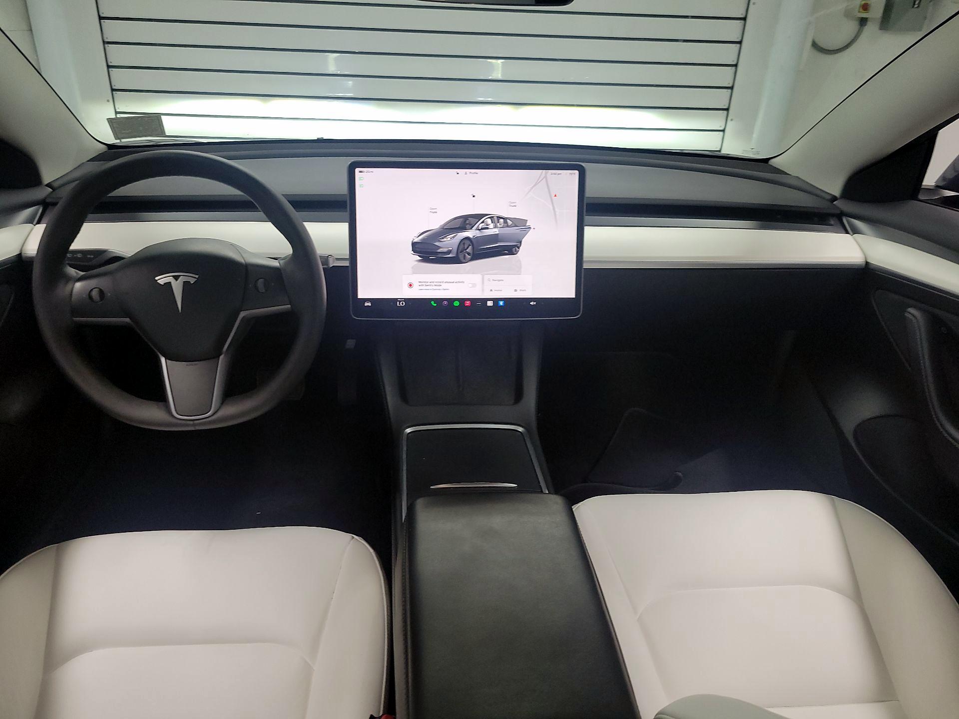 Thumbnail: 2022 Tesla Model 3 - 9