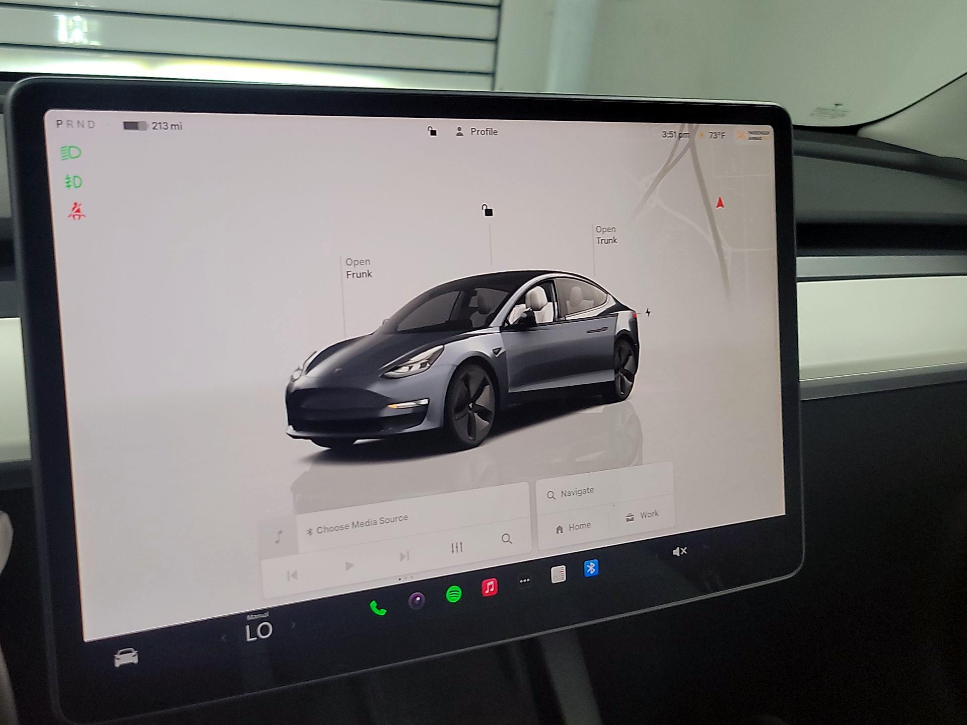 Thumbnail: 2022 Tesla Model 3 - 14