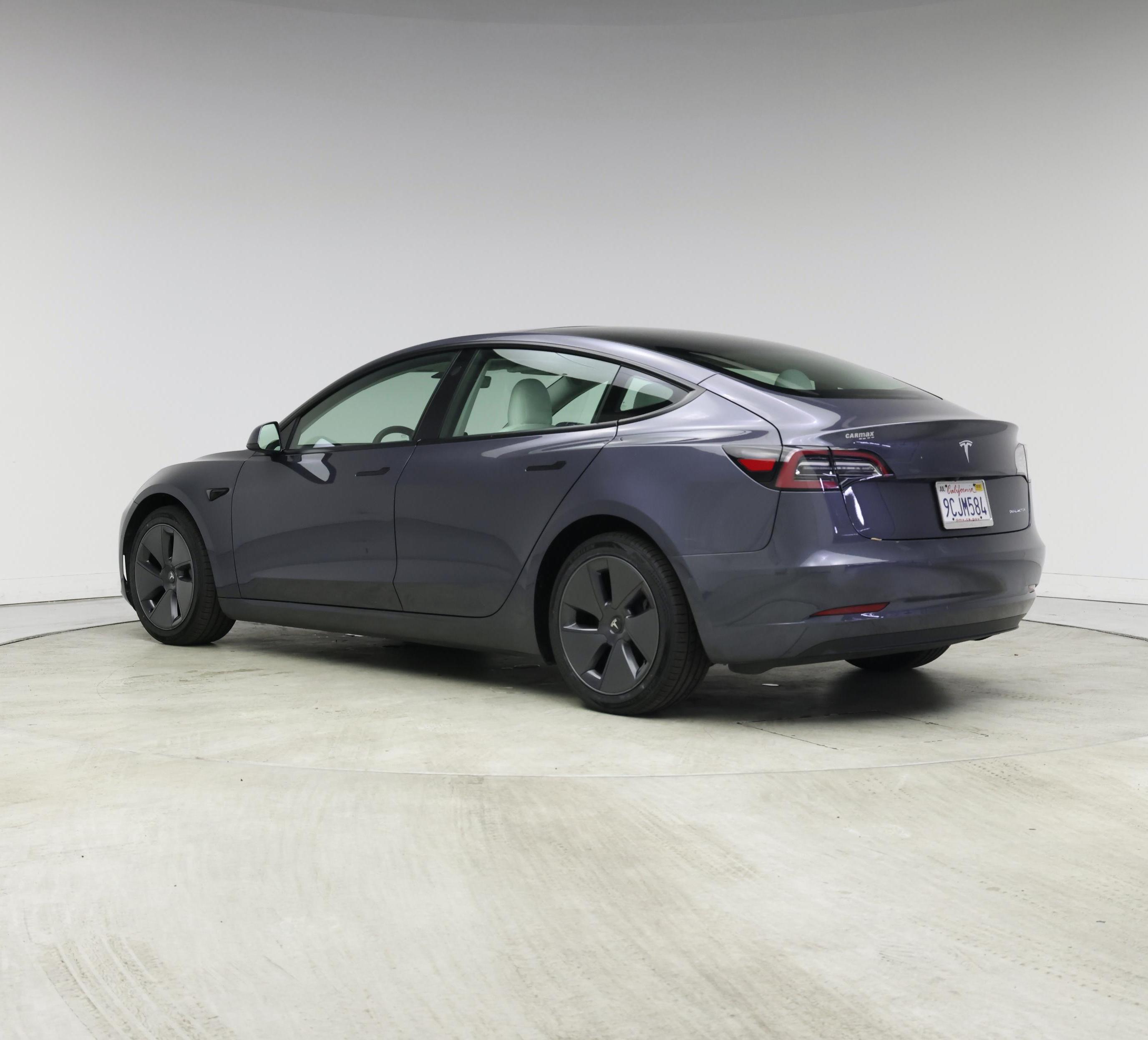 Thumbnail: 2022 Tesla Model 3 - 2