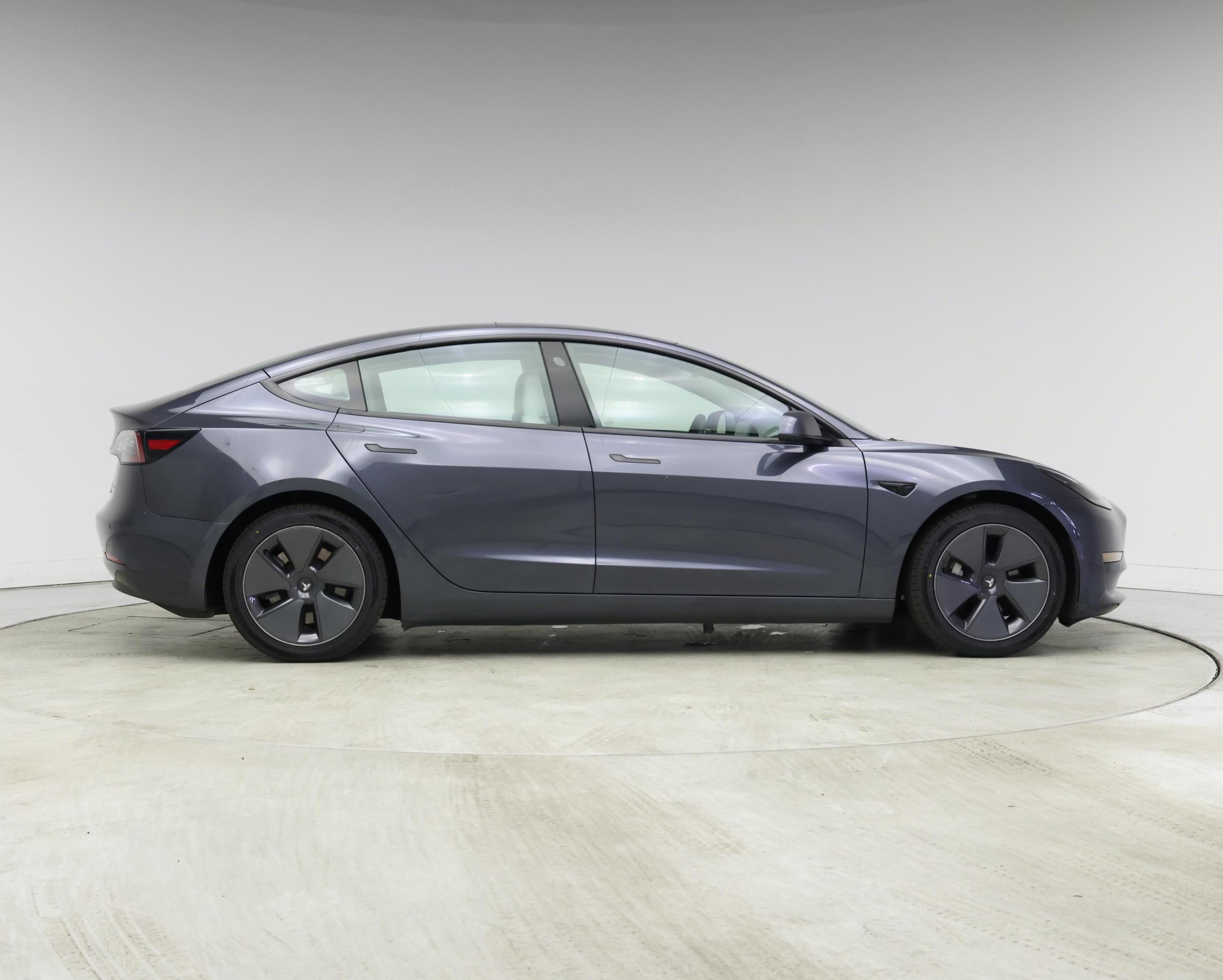 Thumbnail: 2022 Tesla Model 3 - 7
