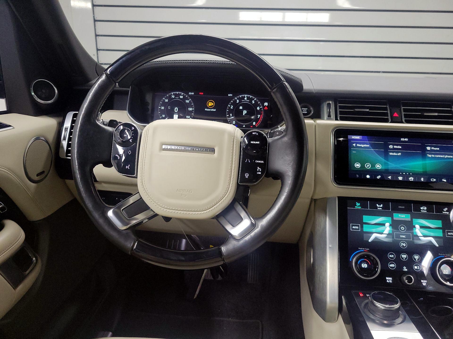 Thumbnail: 2020 Land Rover Range Rover - 10