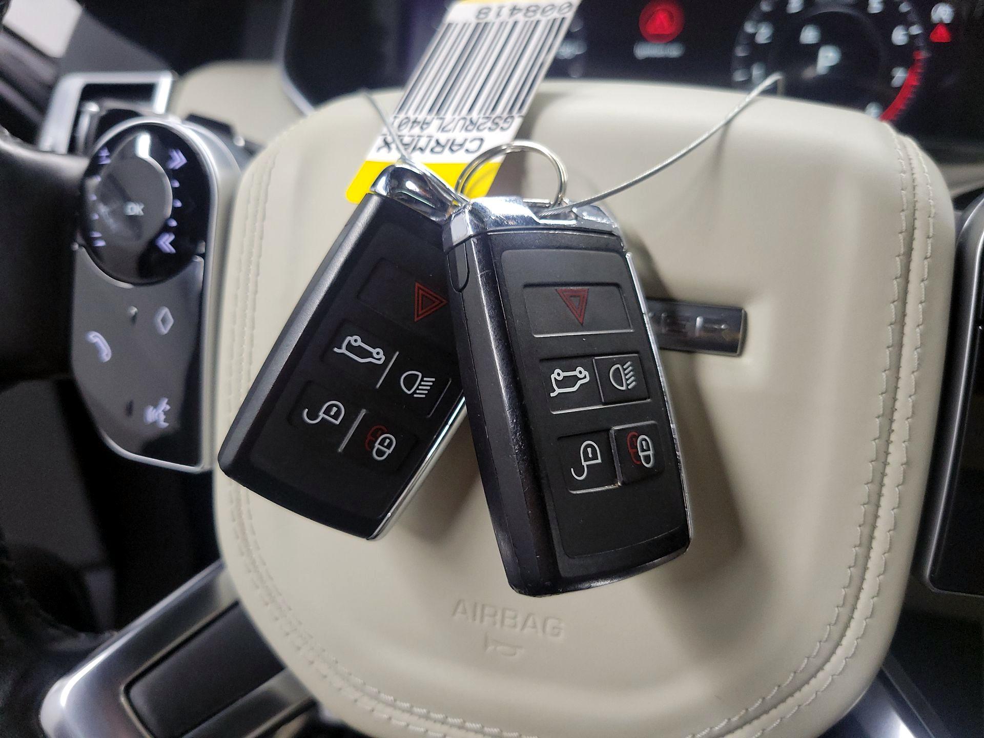 Thumbnail: 2020 Land Rover Range Rover - 20