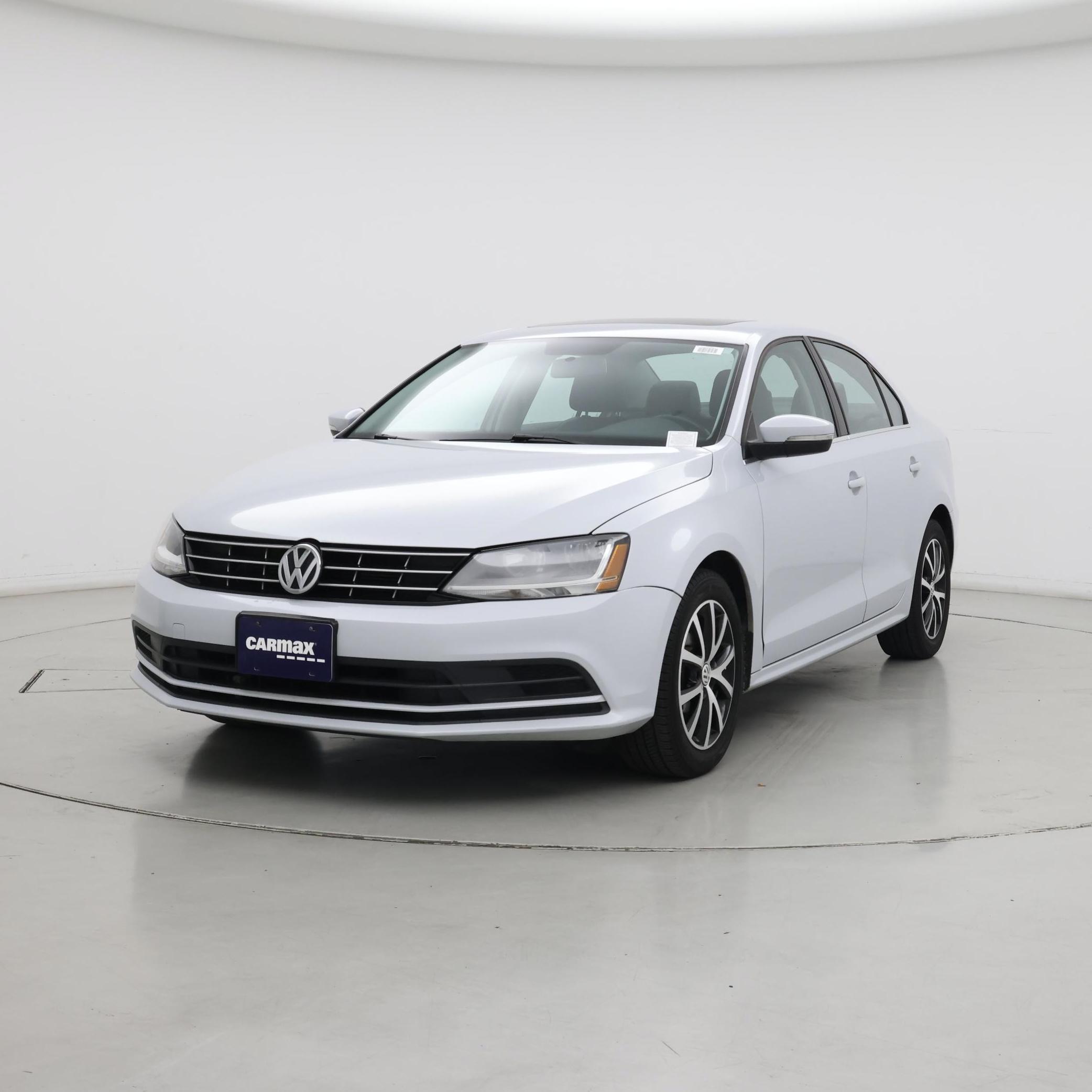 Thumbnail: 2018 Volkswagen Jetta - 4