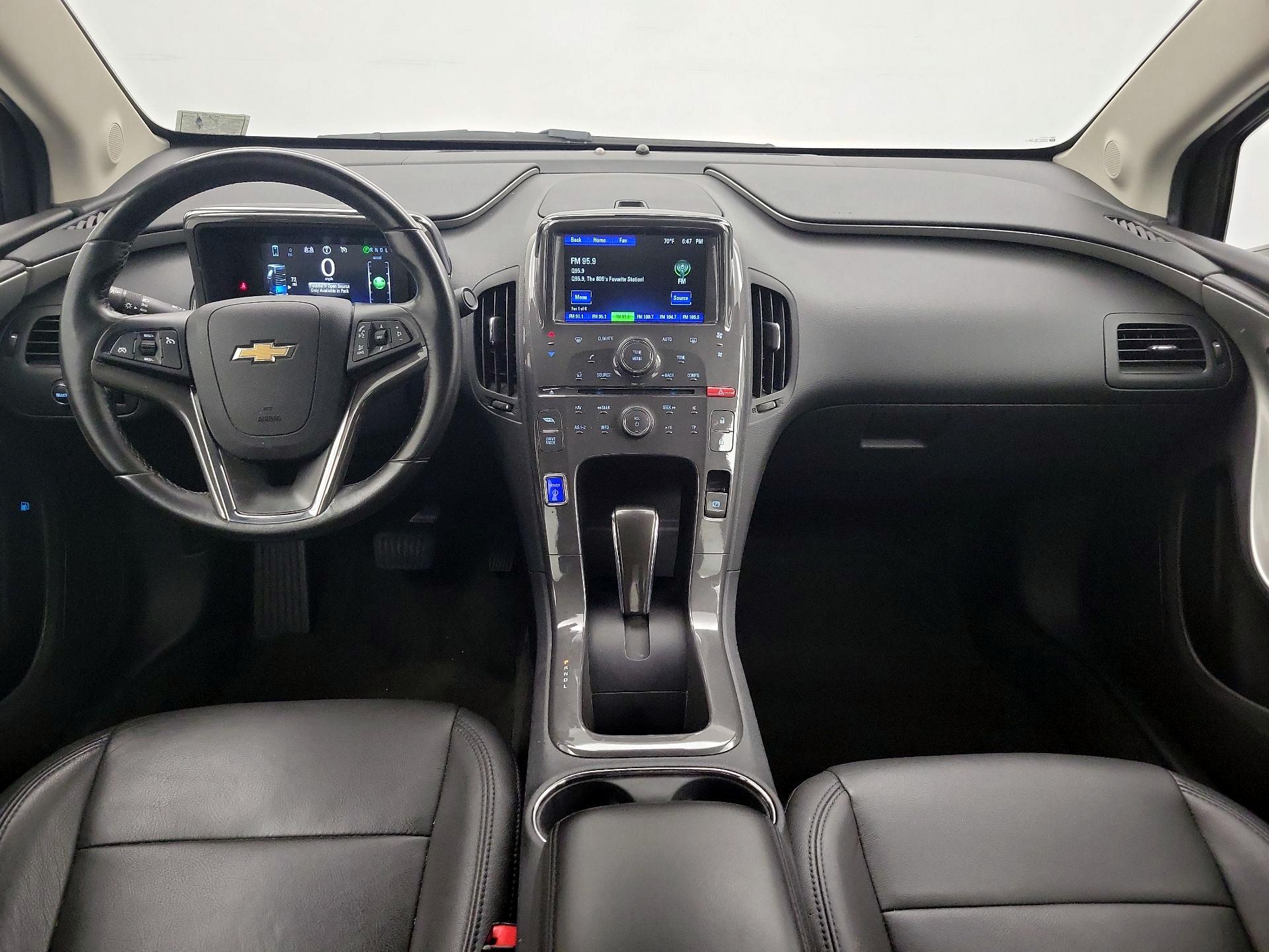 Thumbnail: 2015 Chevrolet Volt - 9
