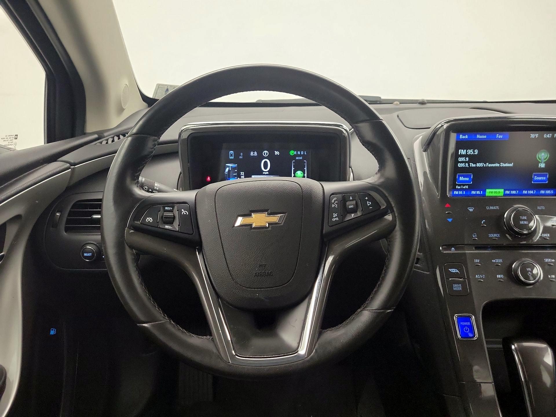 Thumbnail: 2015 Chevrolet Volt - 10