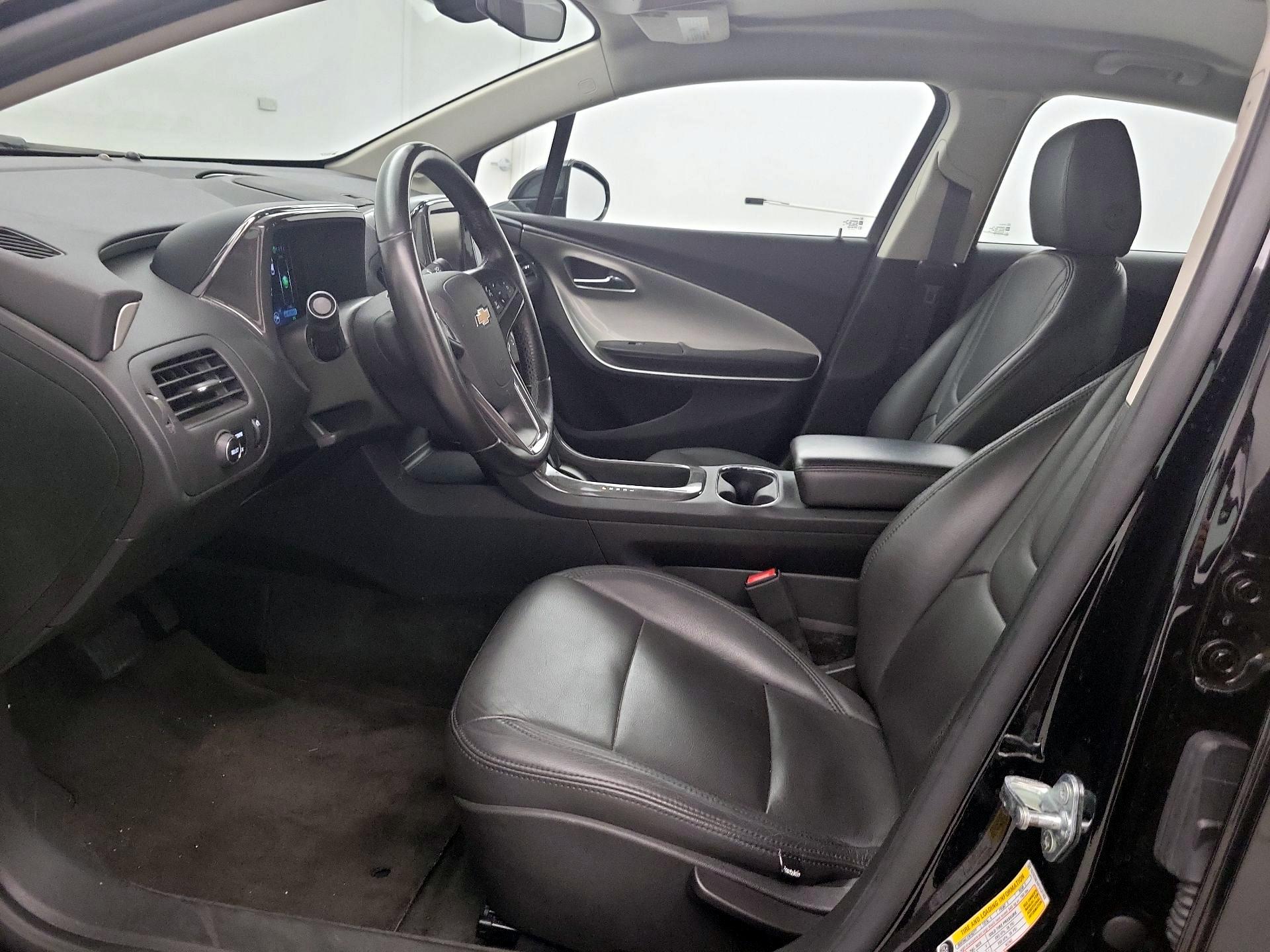 Thumbnail: 2015 Chevrolet Volt - 11