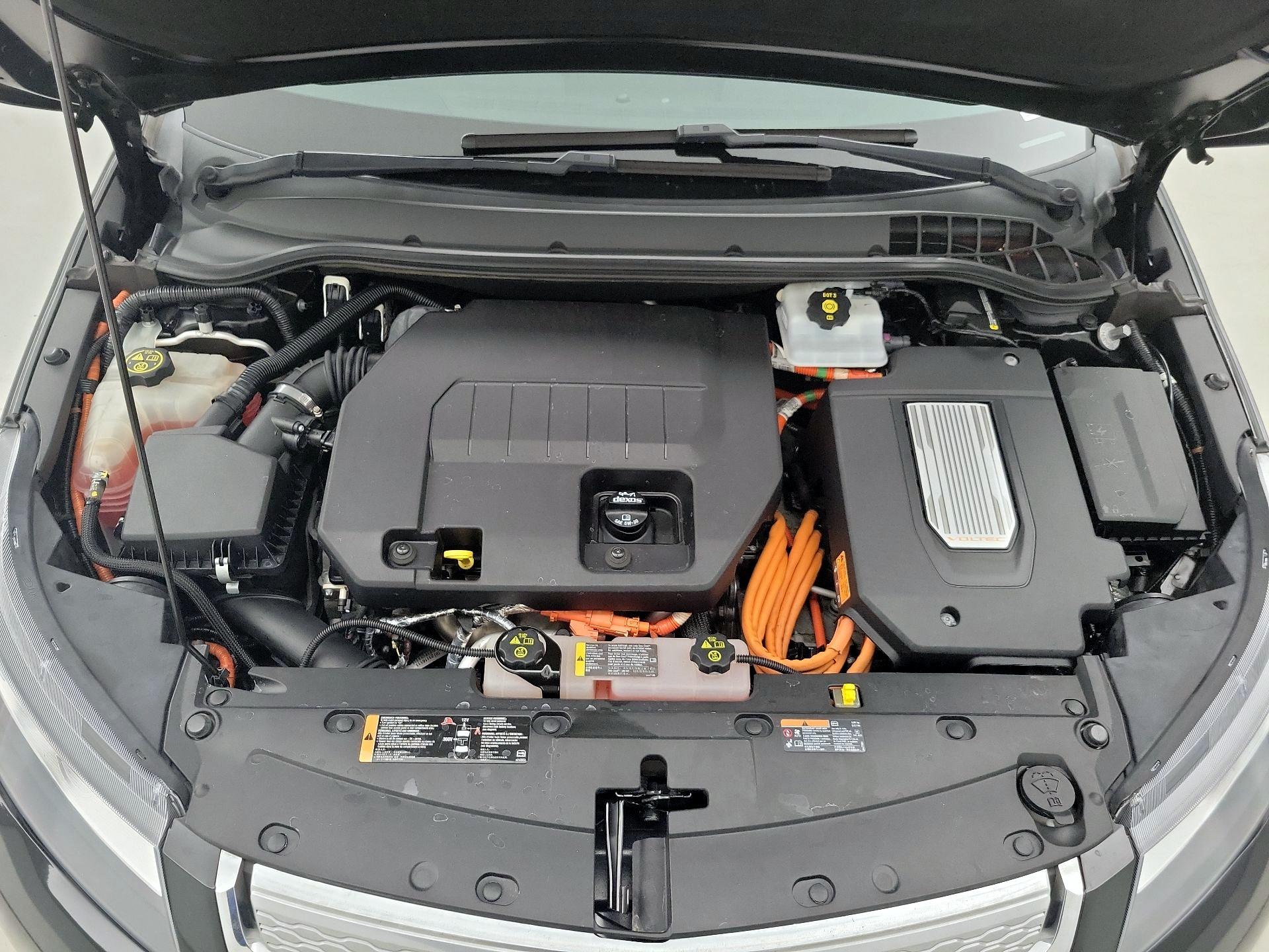 Thumbnail: 2015 Chevrolet Volt - 20