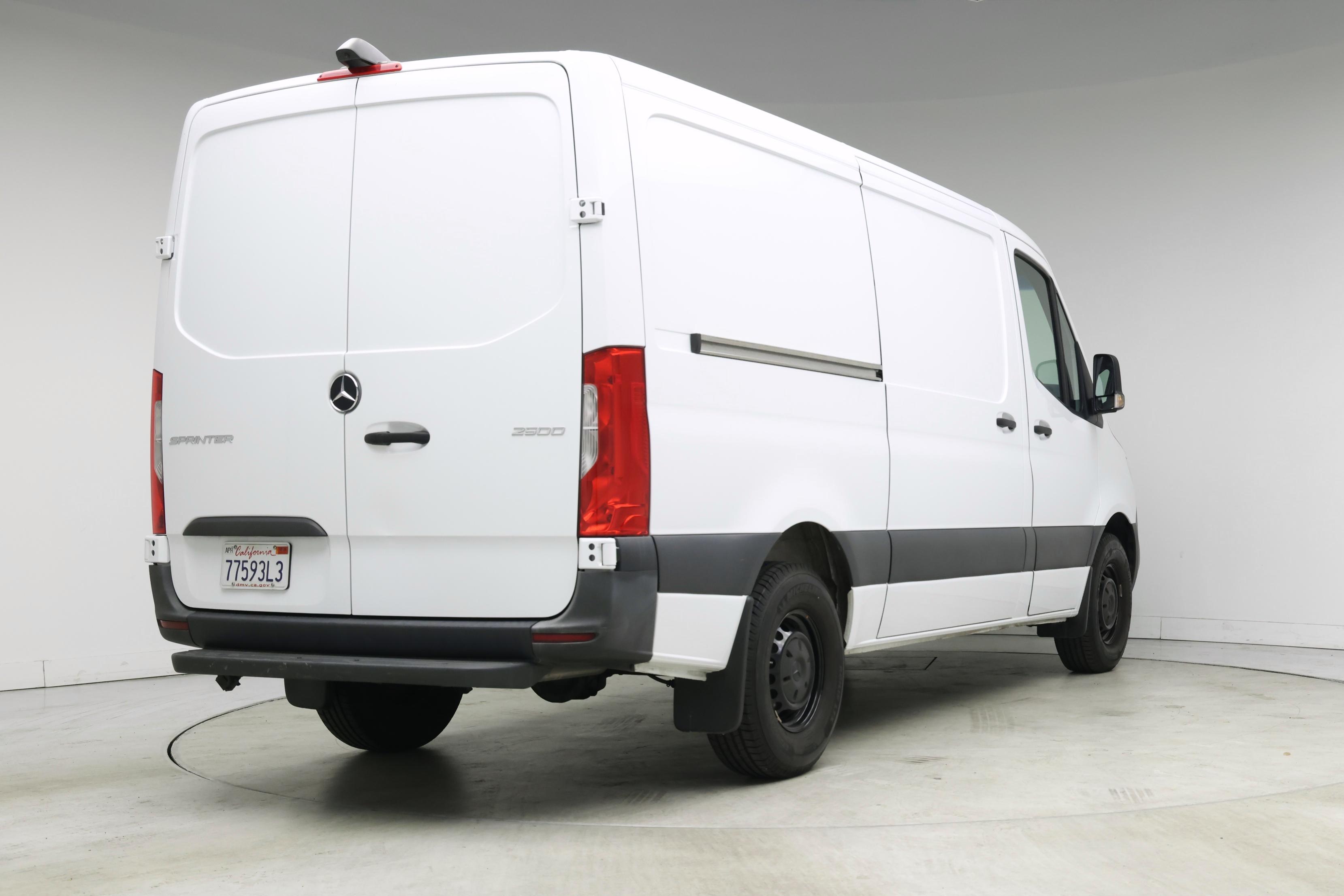 Thumbnail: 2022 Mercedes-Benz Sprinter - 8