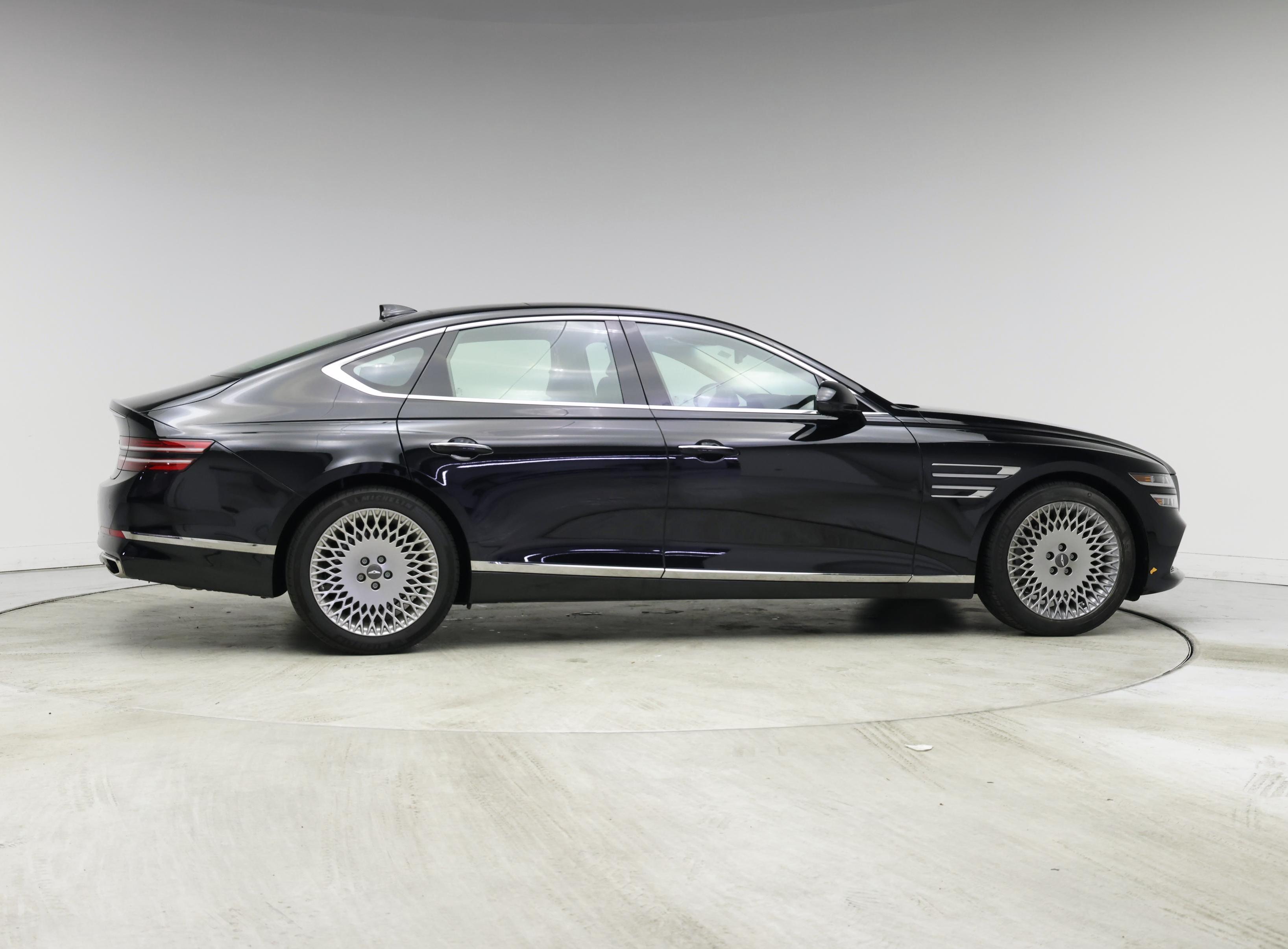 Thumbnail: 2022 Genesis G80 - 7