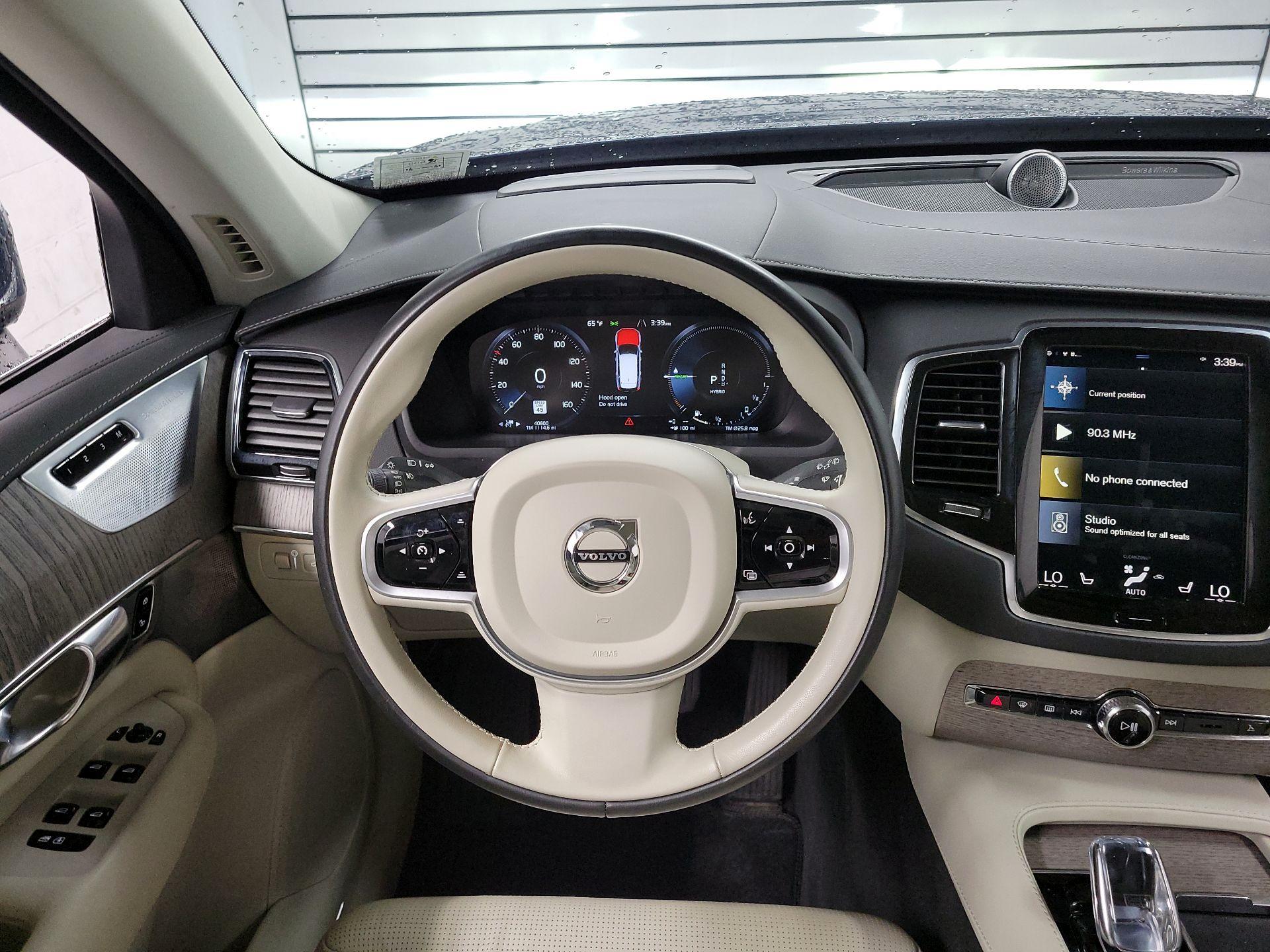 Thumbnail: 2021 Volvo XC90 - 10