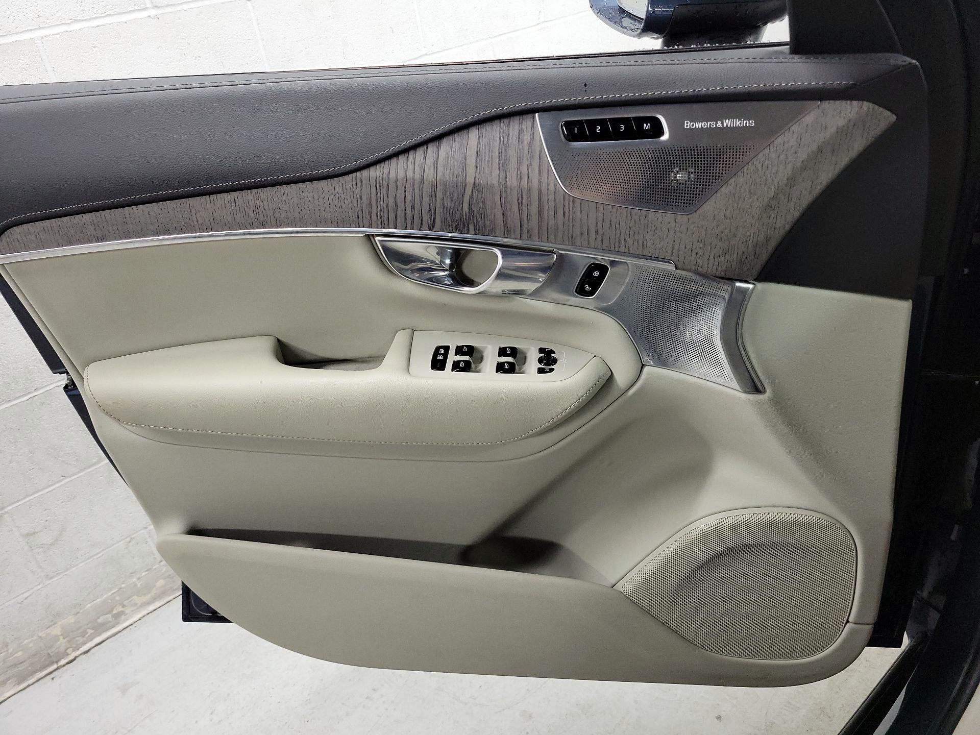 Thumbnail: 2021 Volvo XC90 - 12