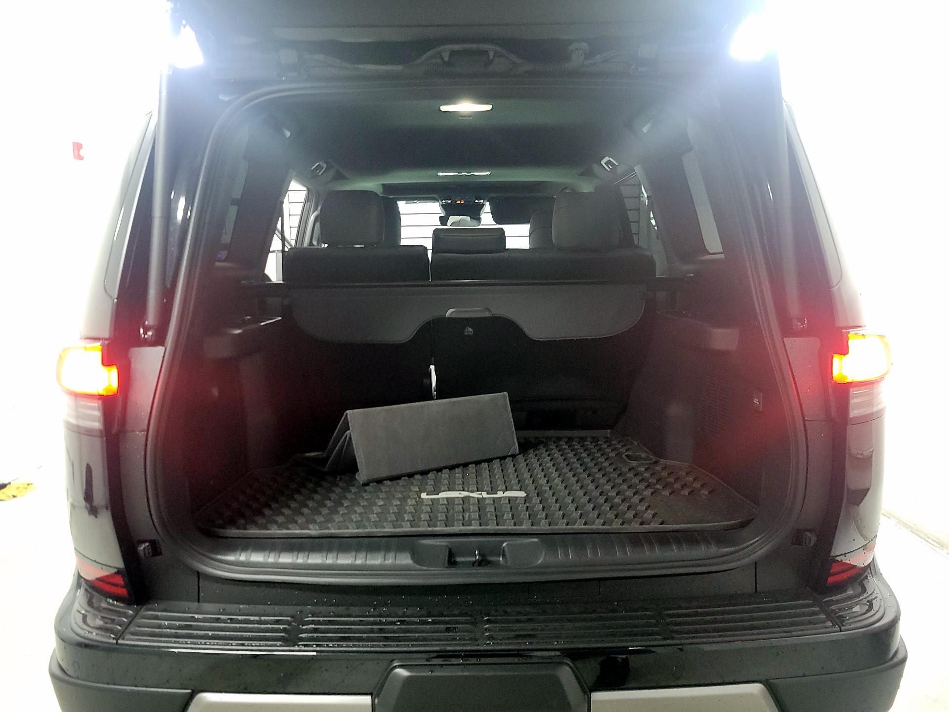 Thumbnail: 2024 Lexus GX - 20