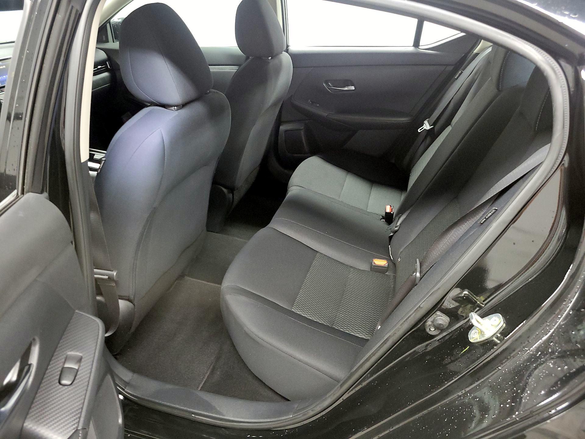 Thumbnail: 2020 Nissan Sentra - 19