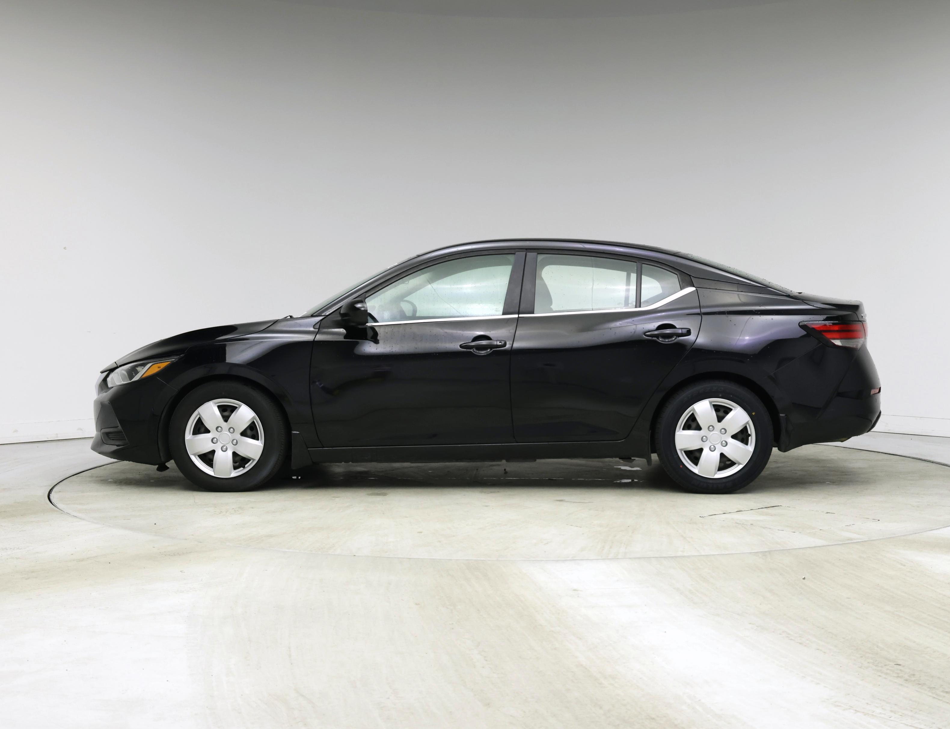 Thumbnail: 2020 Nissan Sentra - 3