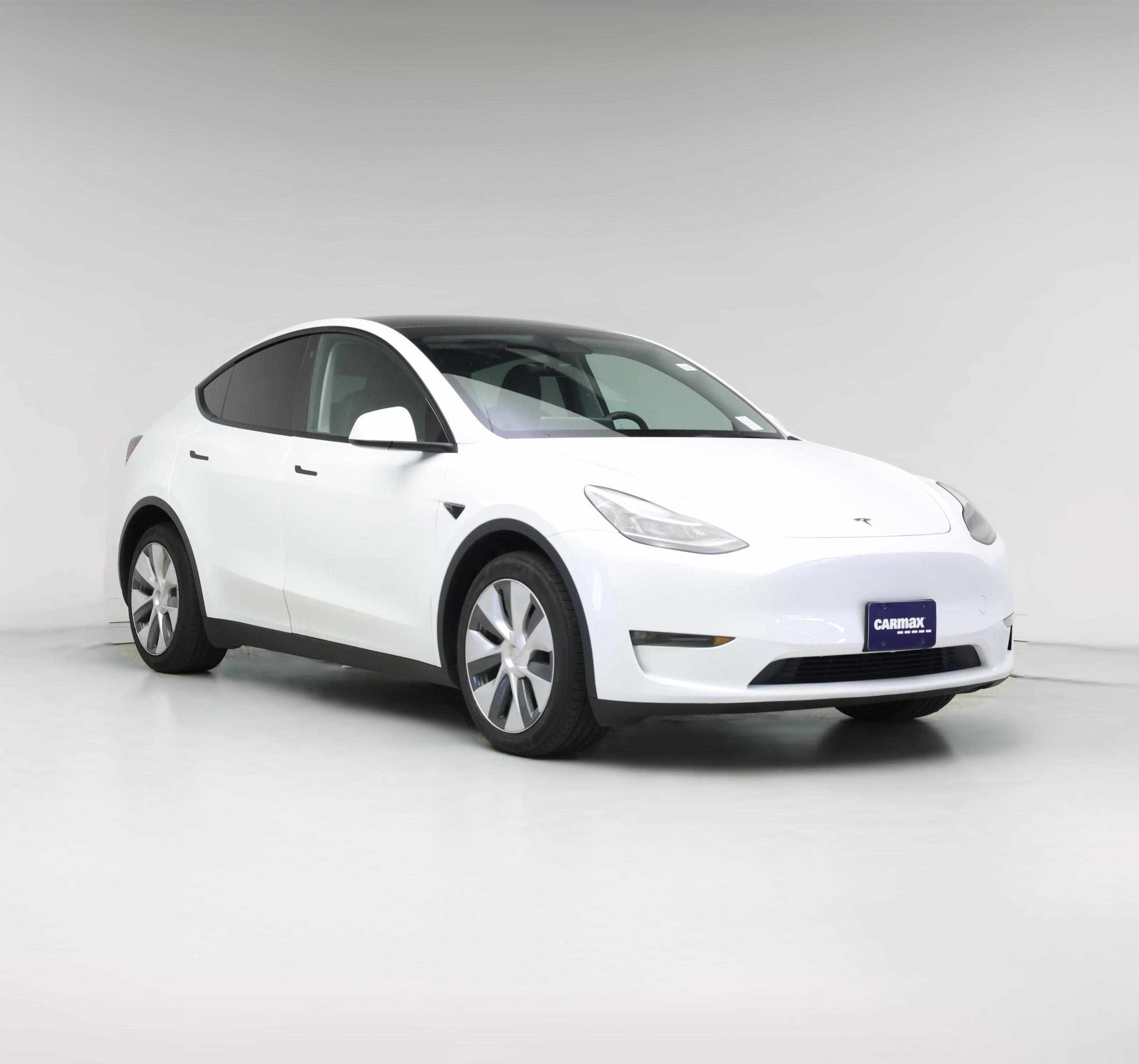 Thumbnail: 2023 Tesla Model Y - 1