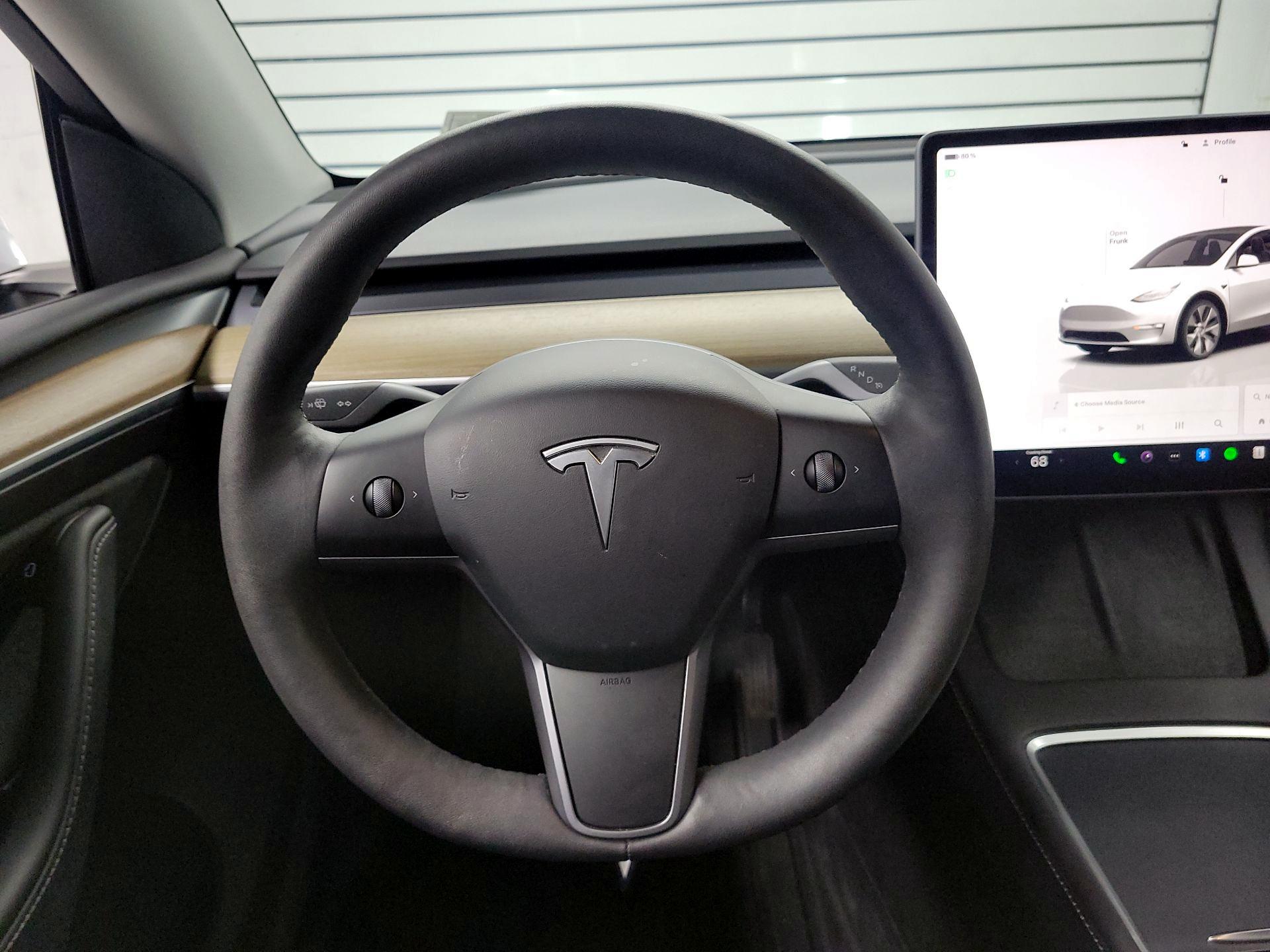 Thumbnail: 2023 Tesla Model Y - 10