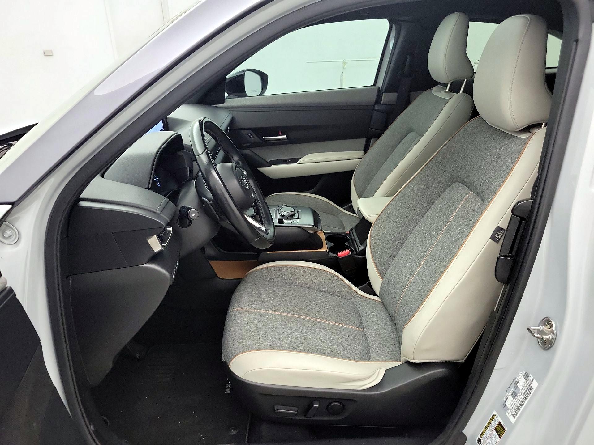 Thumbnail: 2022 Mazda MX-30 - 11