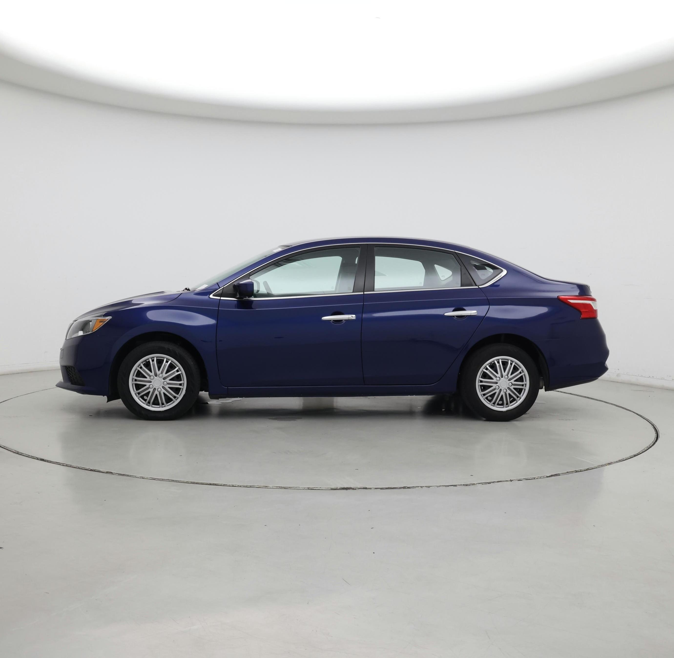Thumbnail: 2016 Nissan Sentra - 3