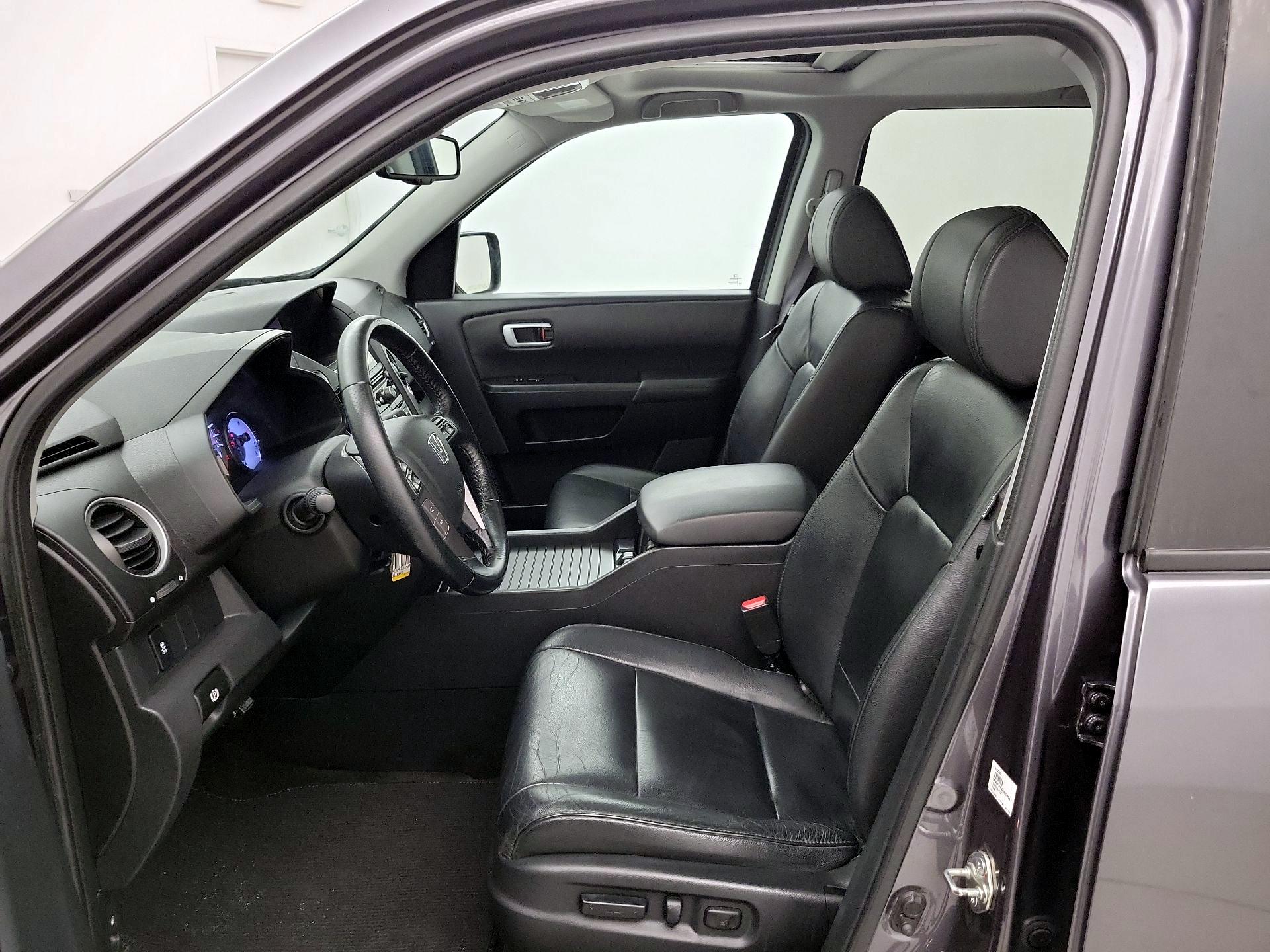 Thumbnail: 2015 Honda Pilot - 11