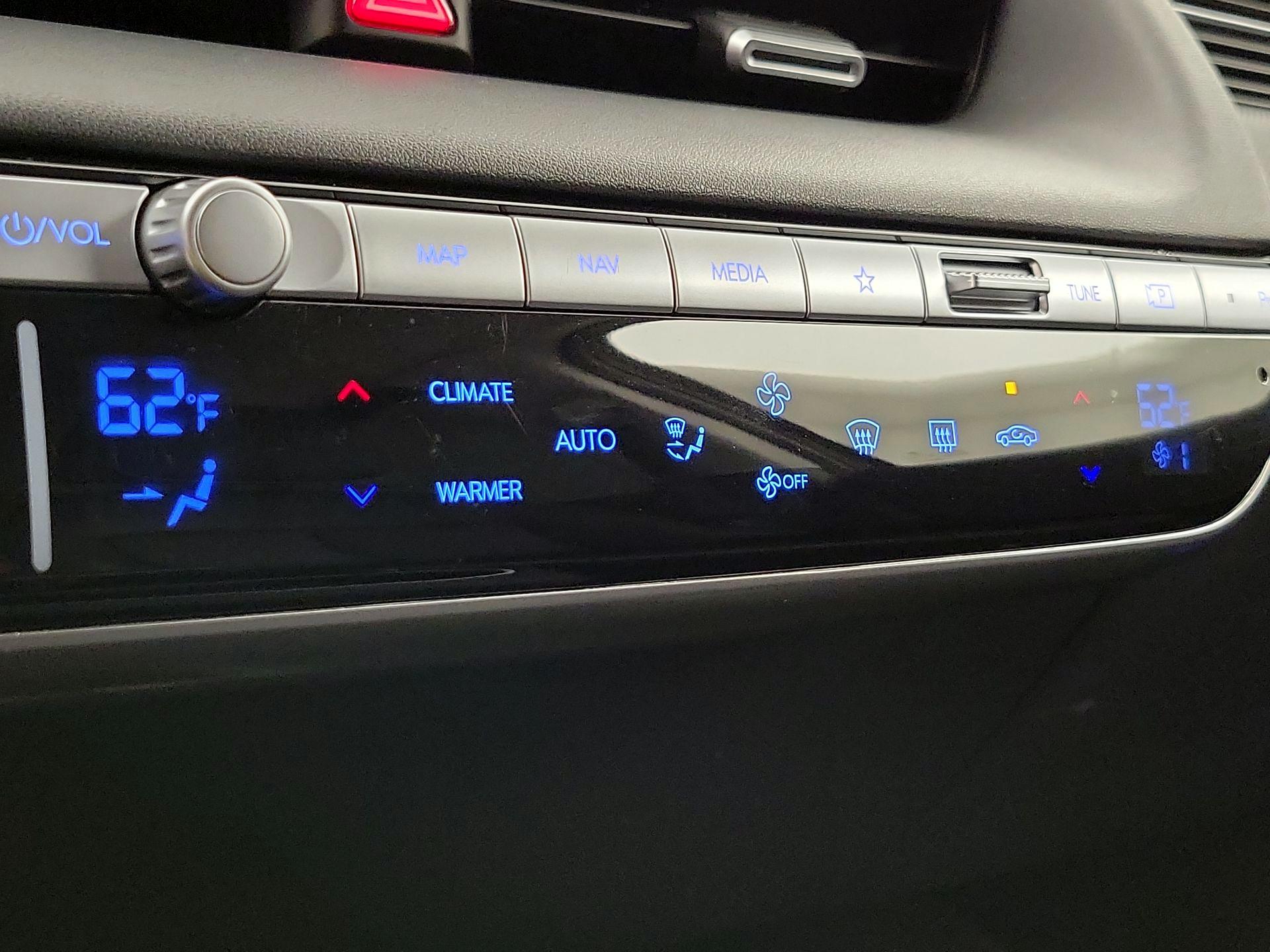 Thumbnail: 2022 Hyundai Ioniq 5 - 17