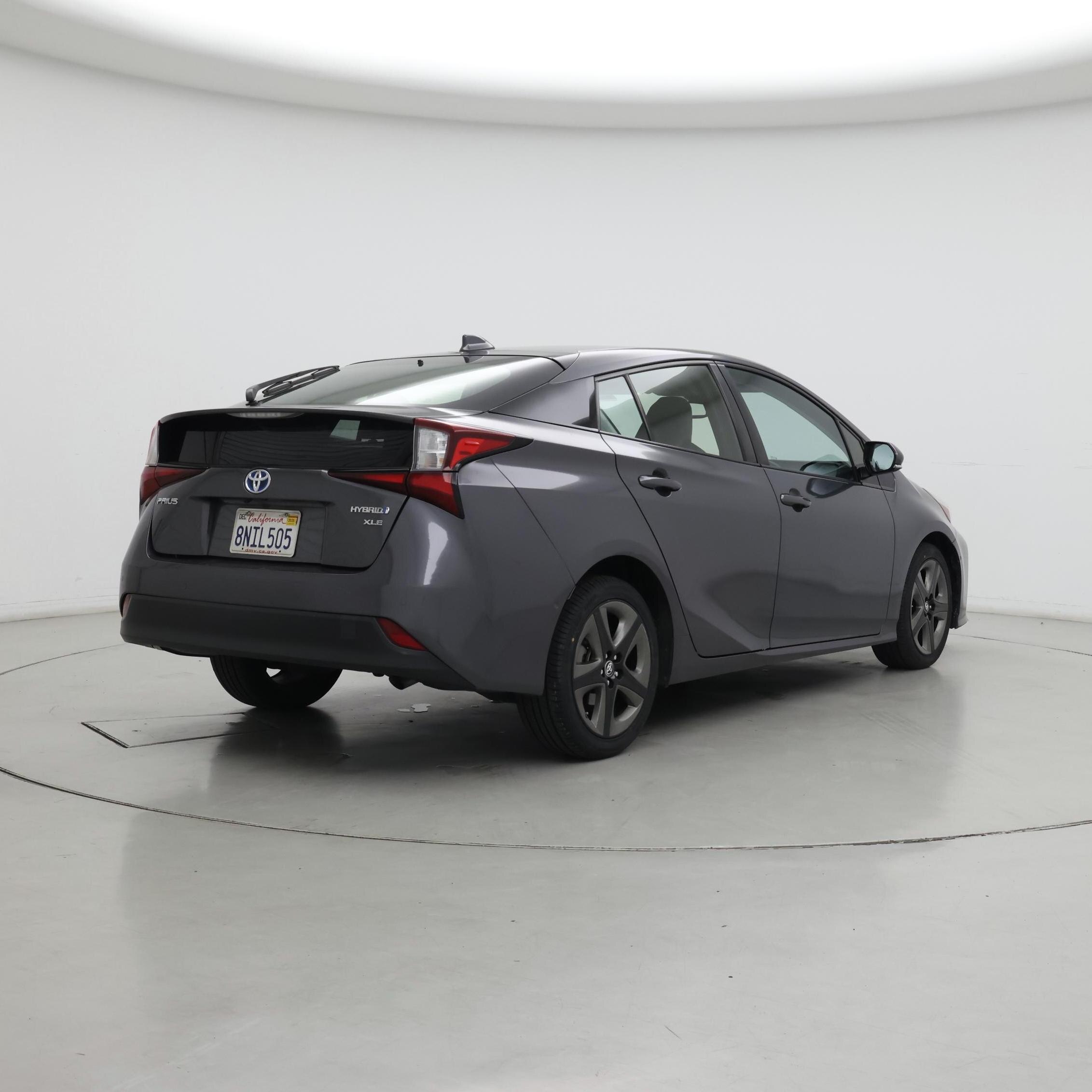 Thumbnail: 2020 Toyota Prius - 8