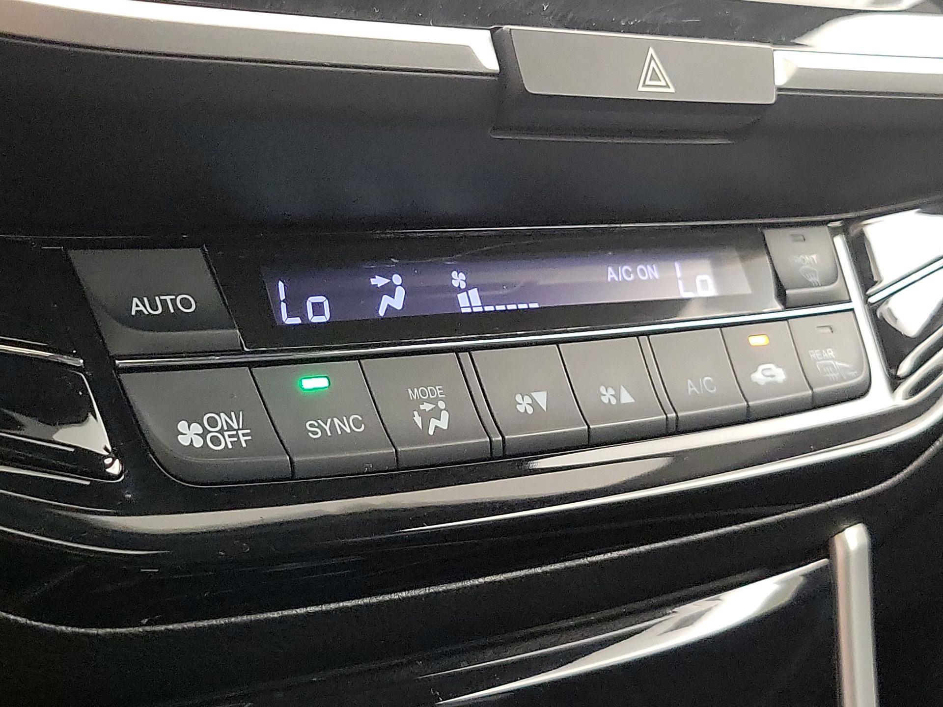 Thumbnail: 2016 Honda Accord - 16