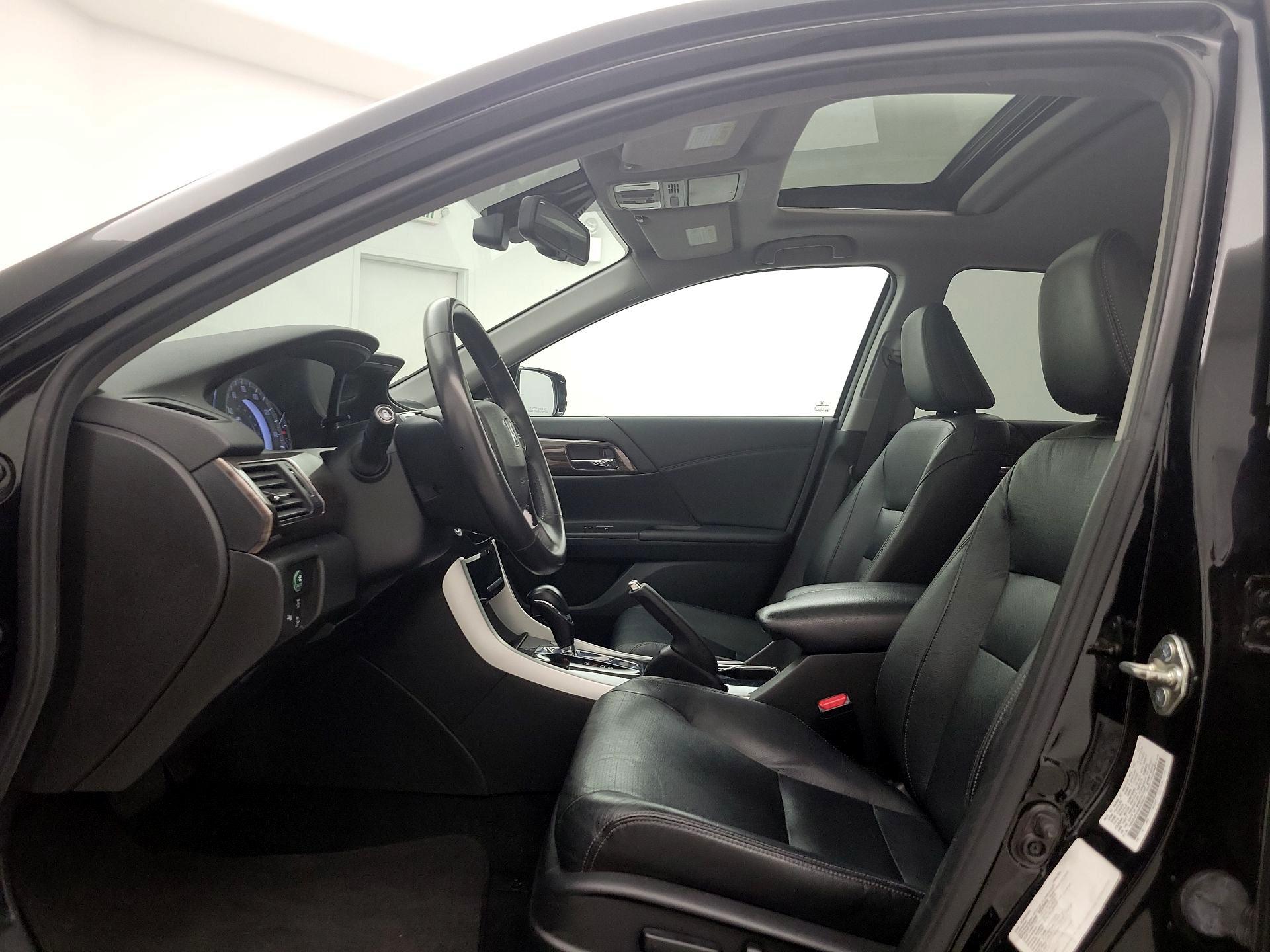 Thumbnail: 2016 Honda Accord - 19