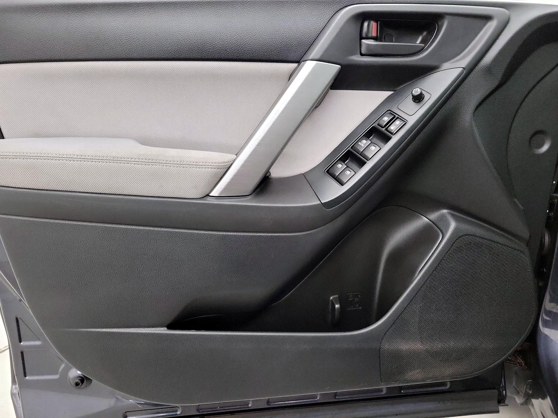 Thumbnail: 2014 Subaru Forester - 12