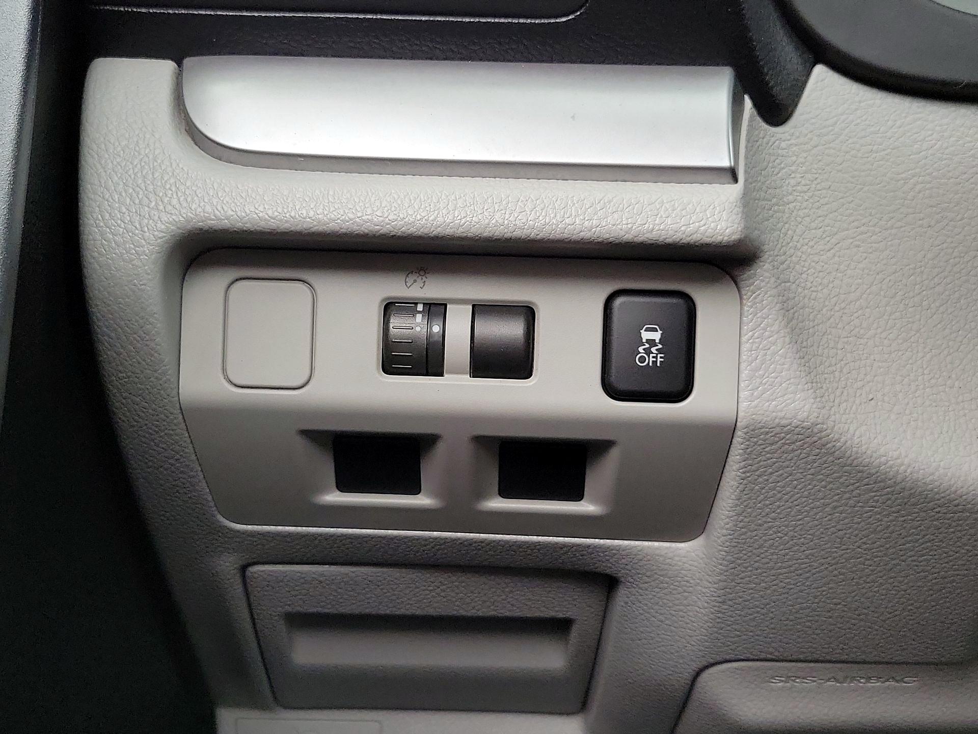 Thumbnail: 2014 Subaru Forester - 13