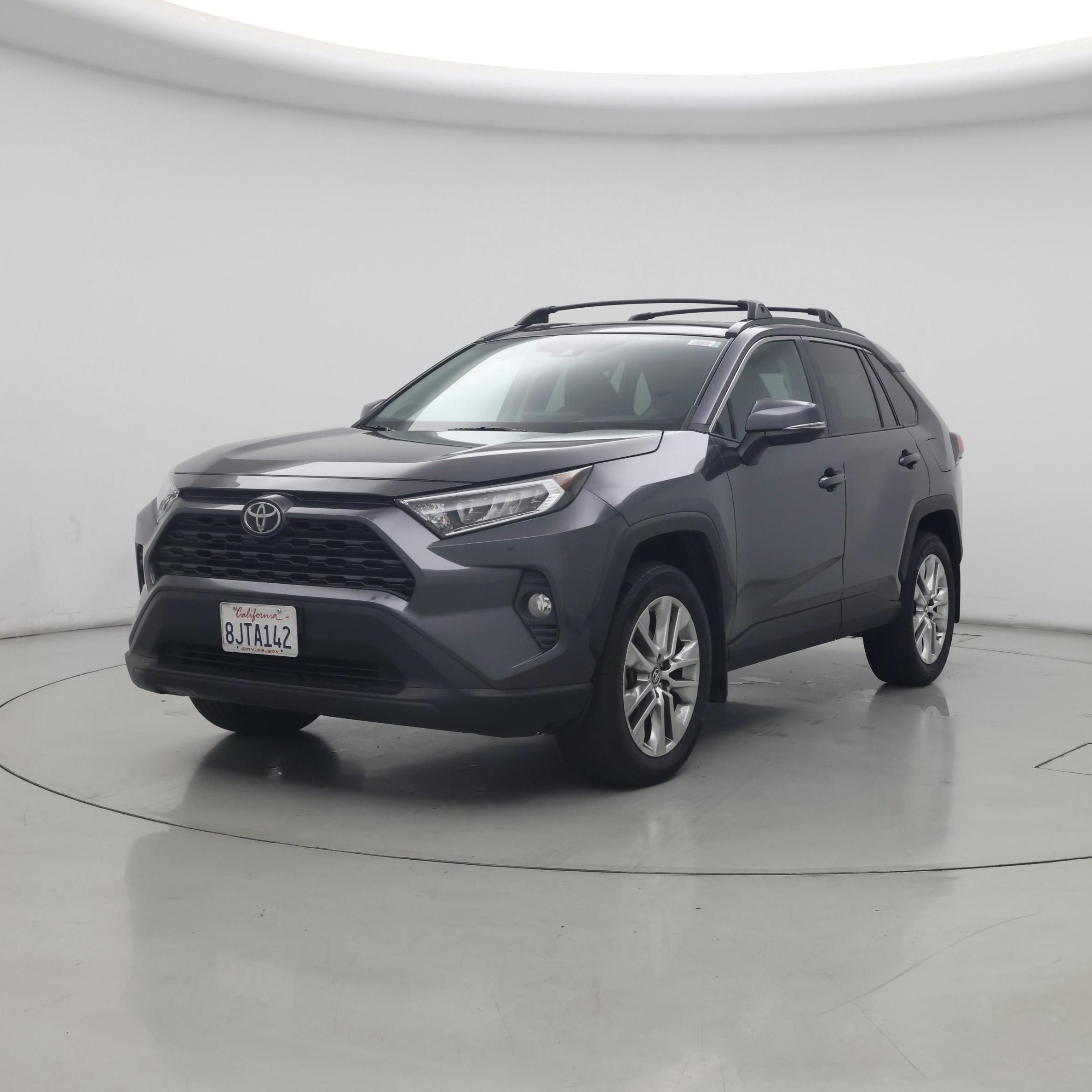 Thumbnail: 2019 Toyota RAV4 - 4