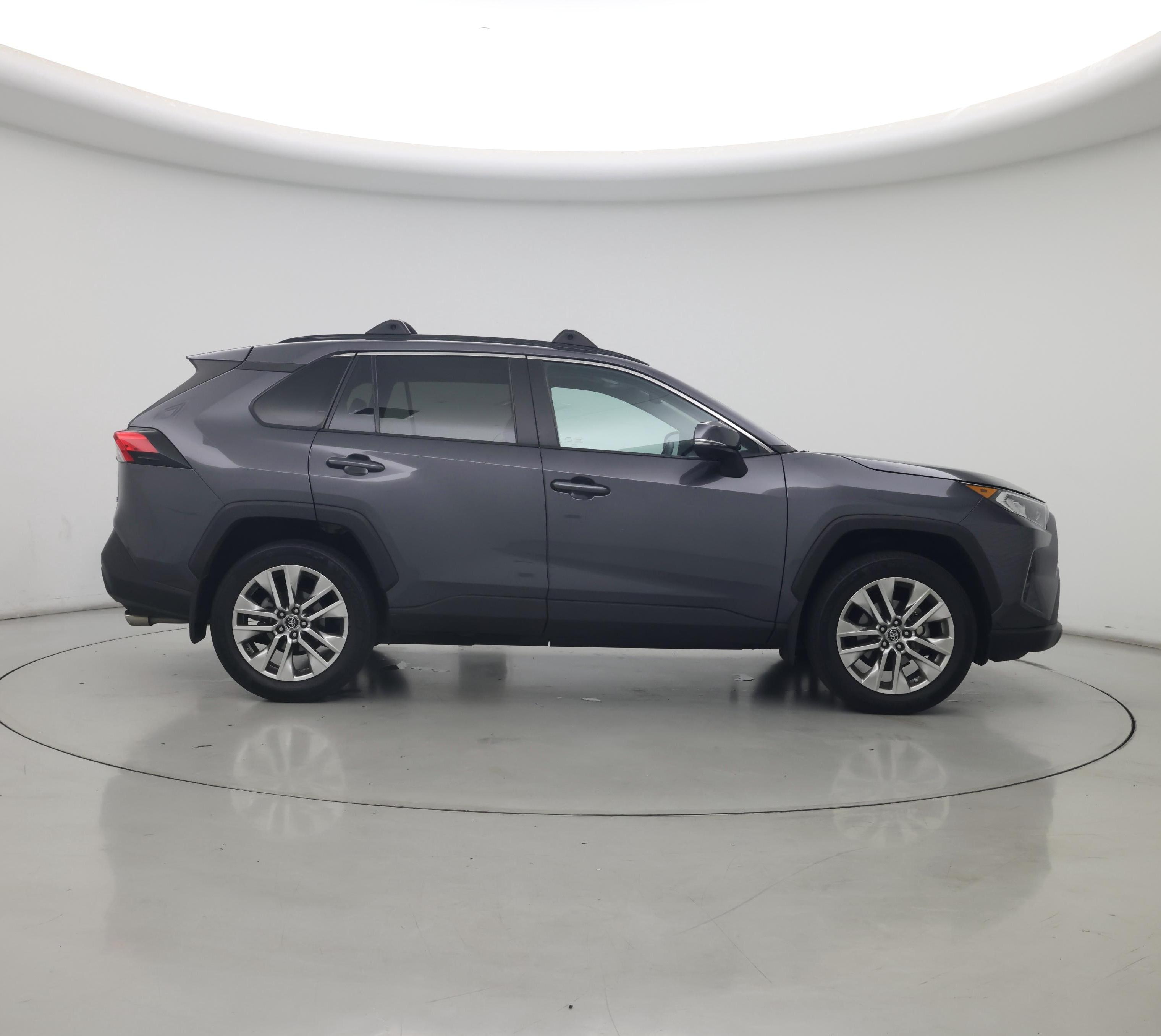 Thumbnail: 2019 Toyota RAV4 - 7