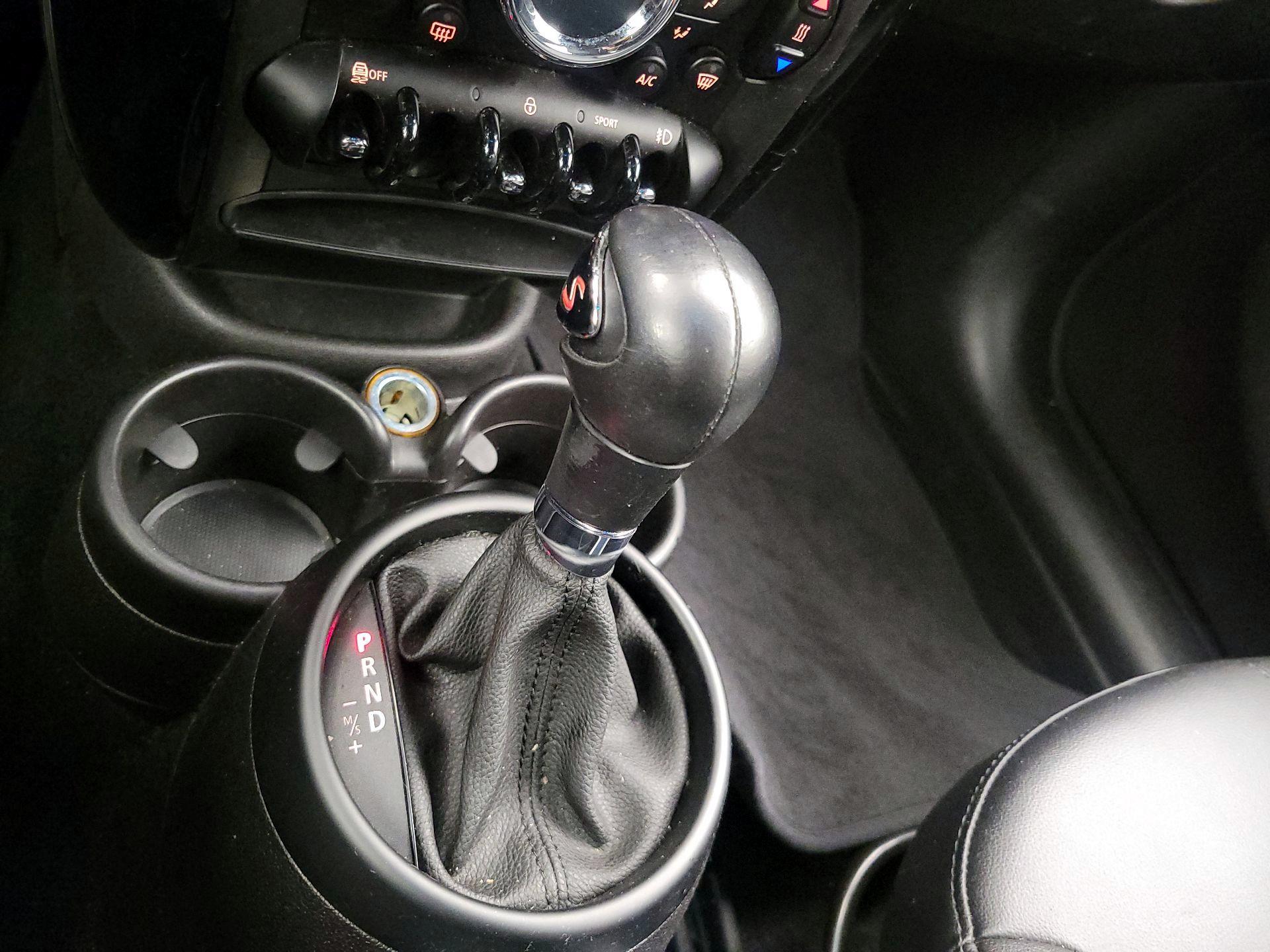 Thumbnail: 2016 MINI Cooper Countryman - 15