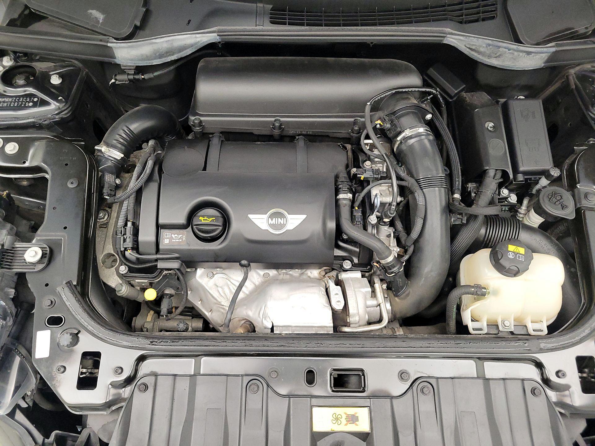 Thumbnail: 2016 MINI Cooper Countryman - 19