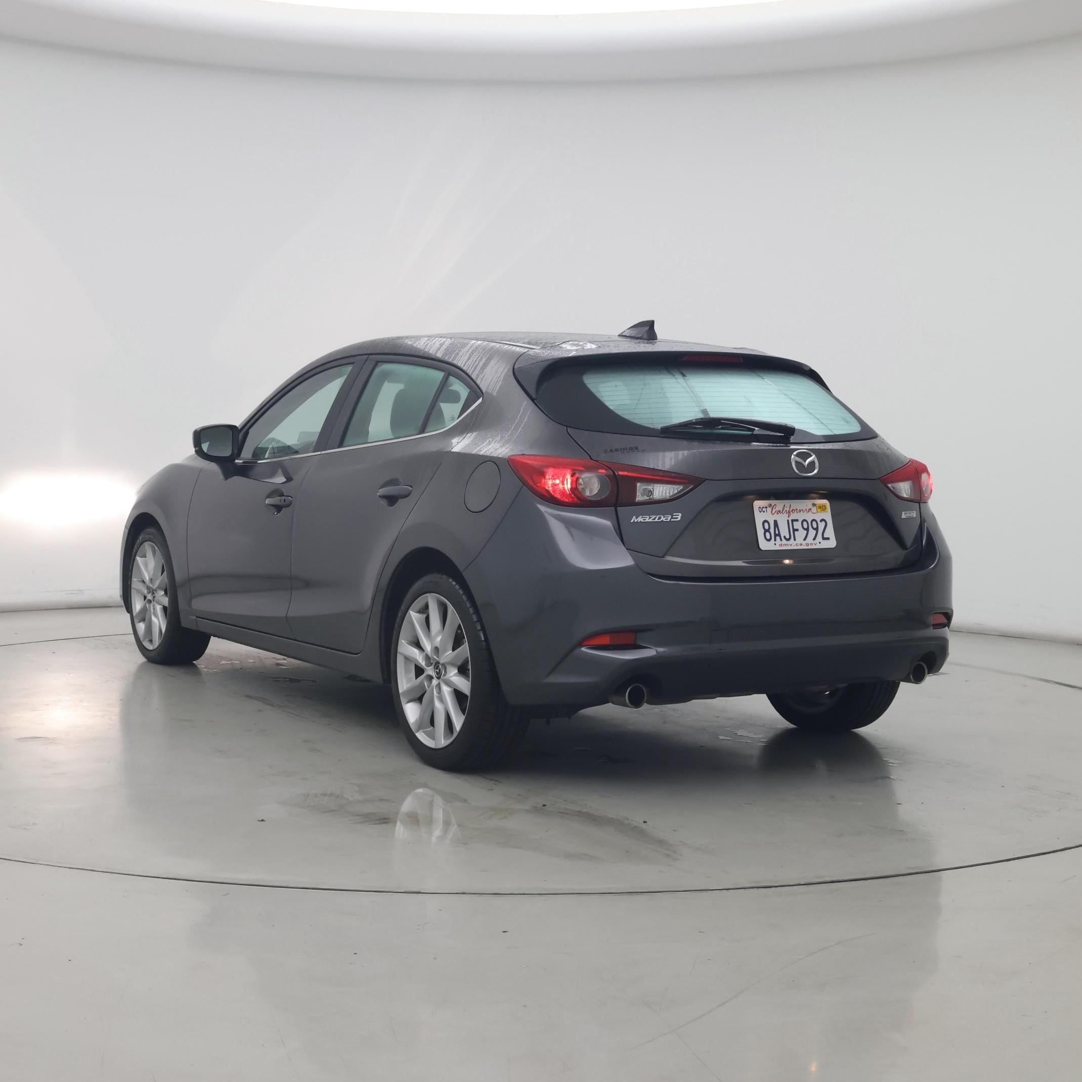 Thumbnail: 2017 Mazda Mazda3 - 2