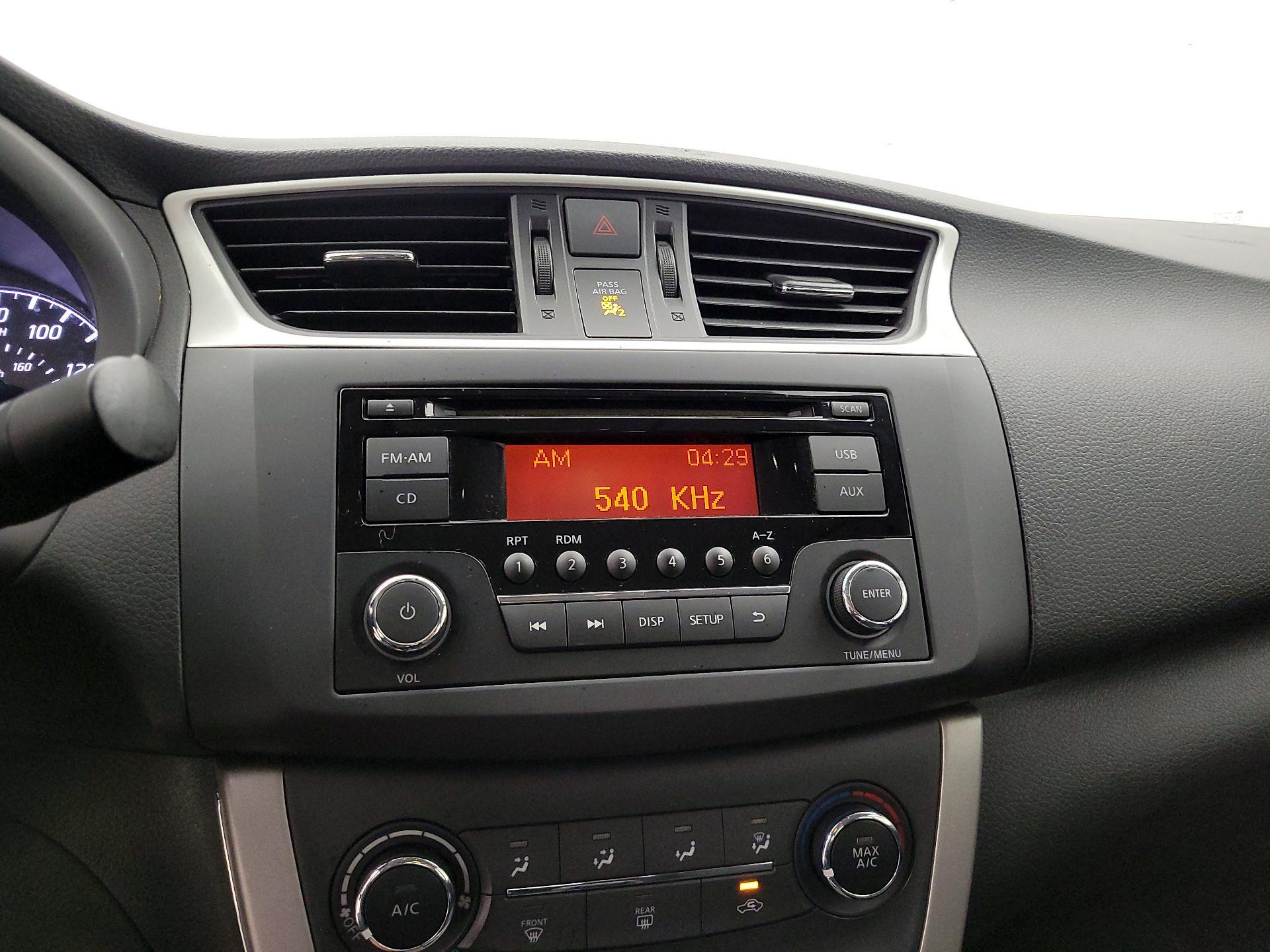 Thumbnail: 2015 Nissan Sentra - 14