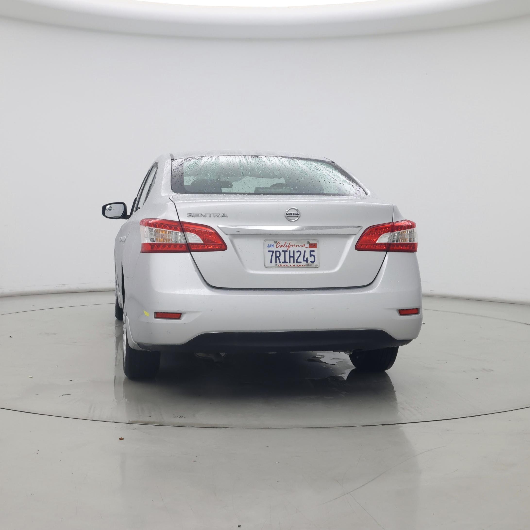 Thumbnail: 2015 Nissan Sentra - 6