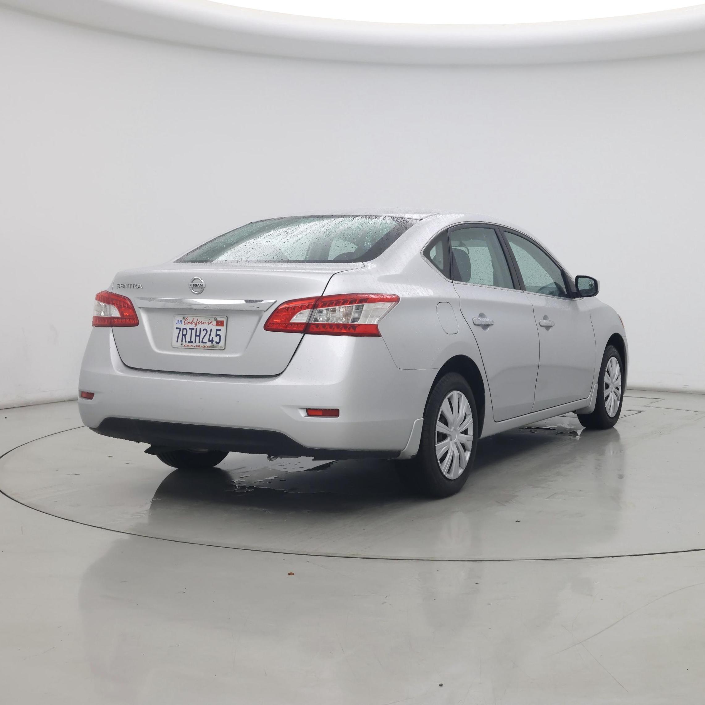 Thumbnail: 2015 Nissan Sentra - 8