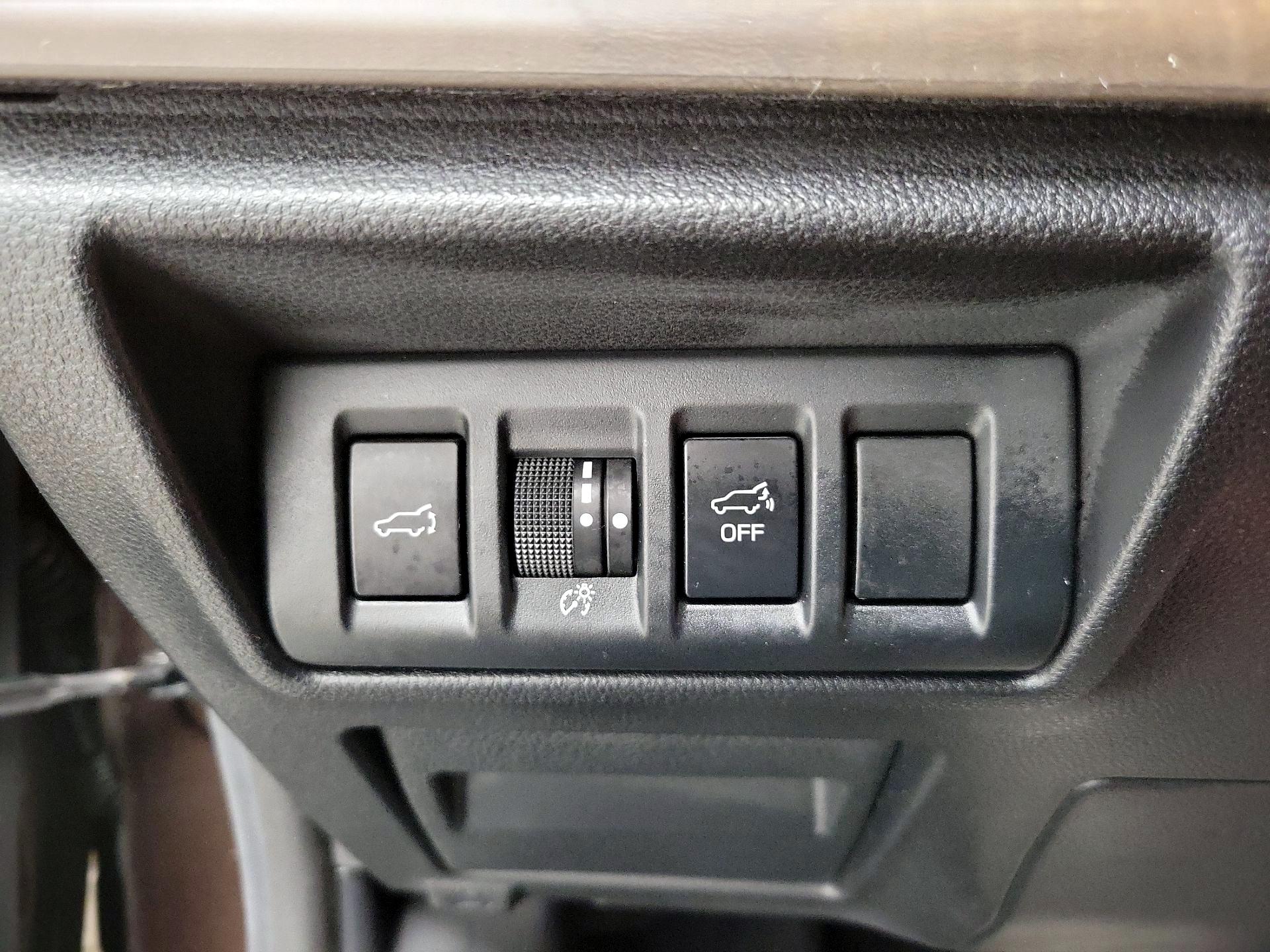 Thumbnail: 2020 Subaru Outback - 13