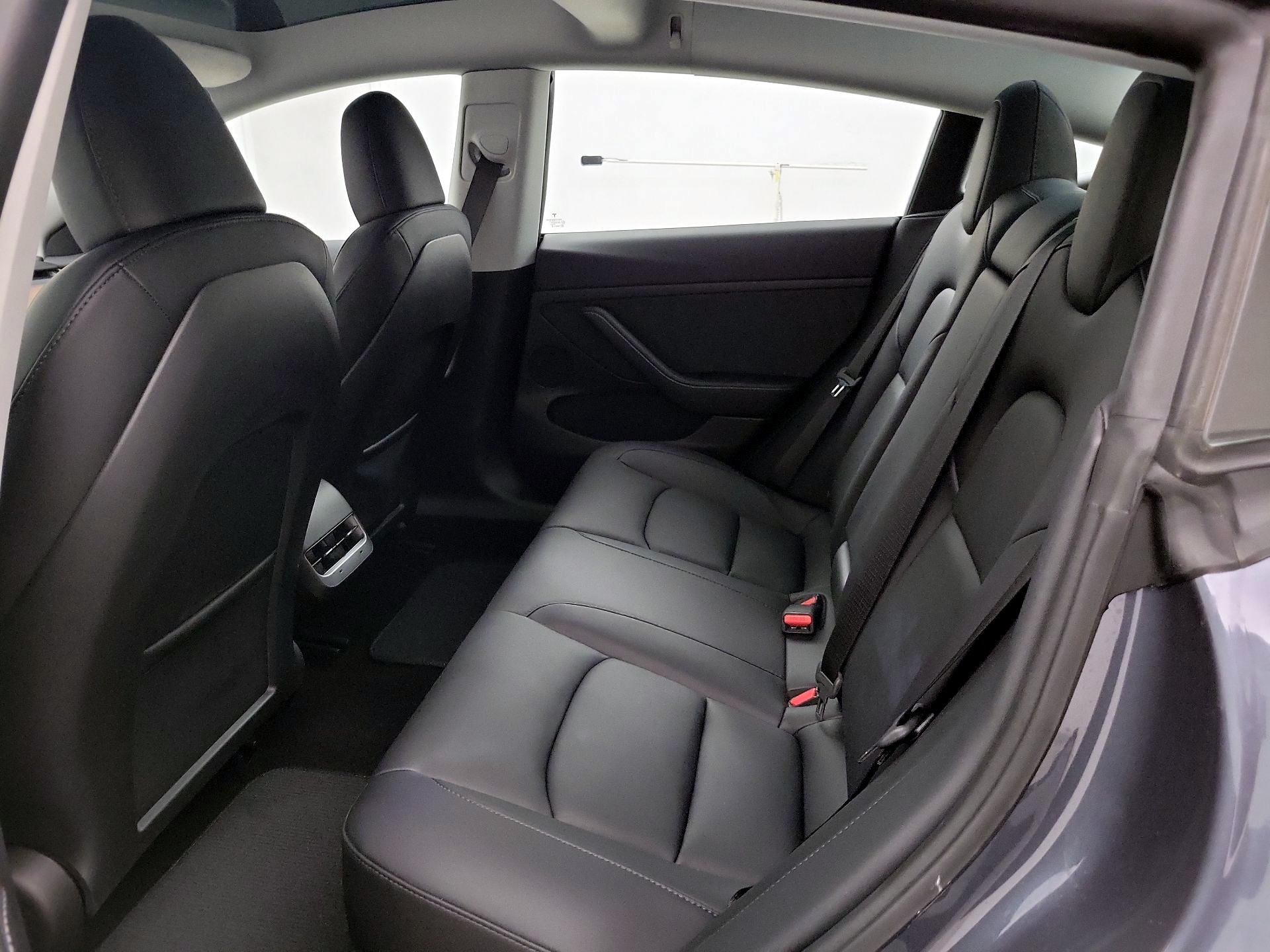Thumbnail: 2023 Tesla Model 3 - 20