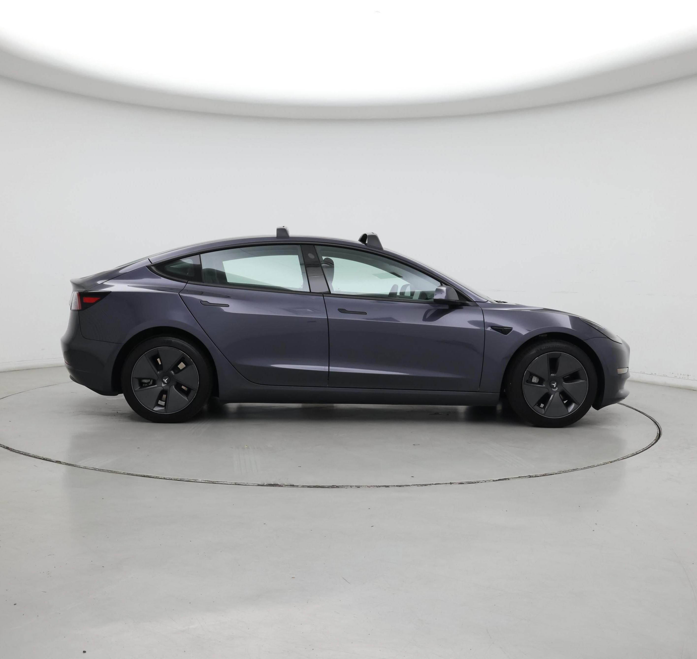 Thumbnail: 2023 Tesla Model 3 - 7