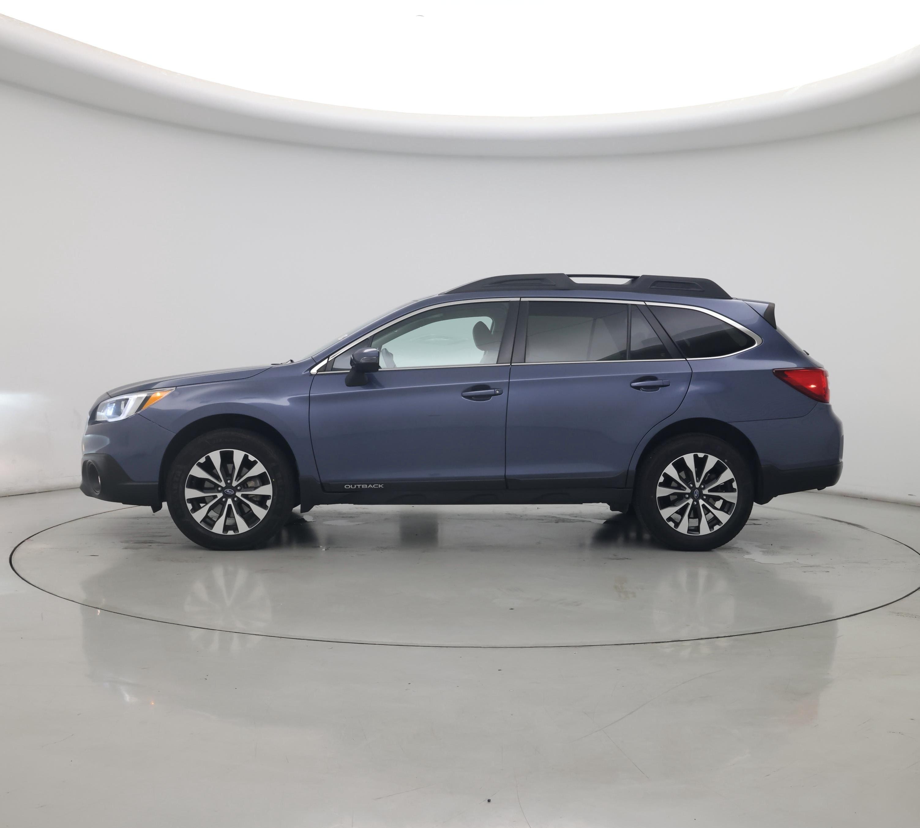 Thumbnail: 2017 Subaru Outback - 3