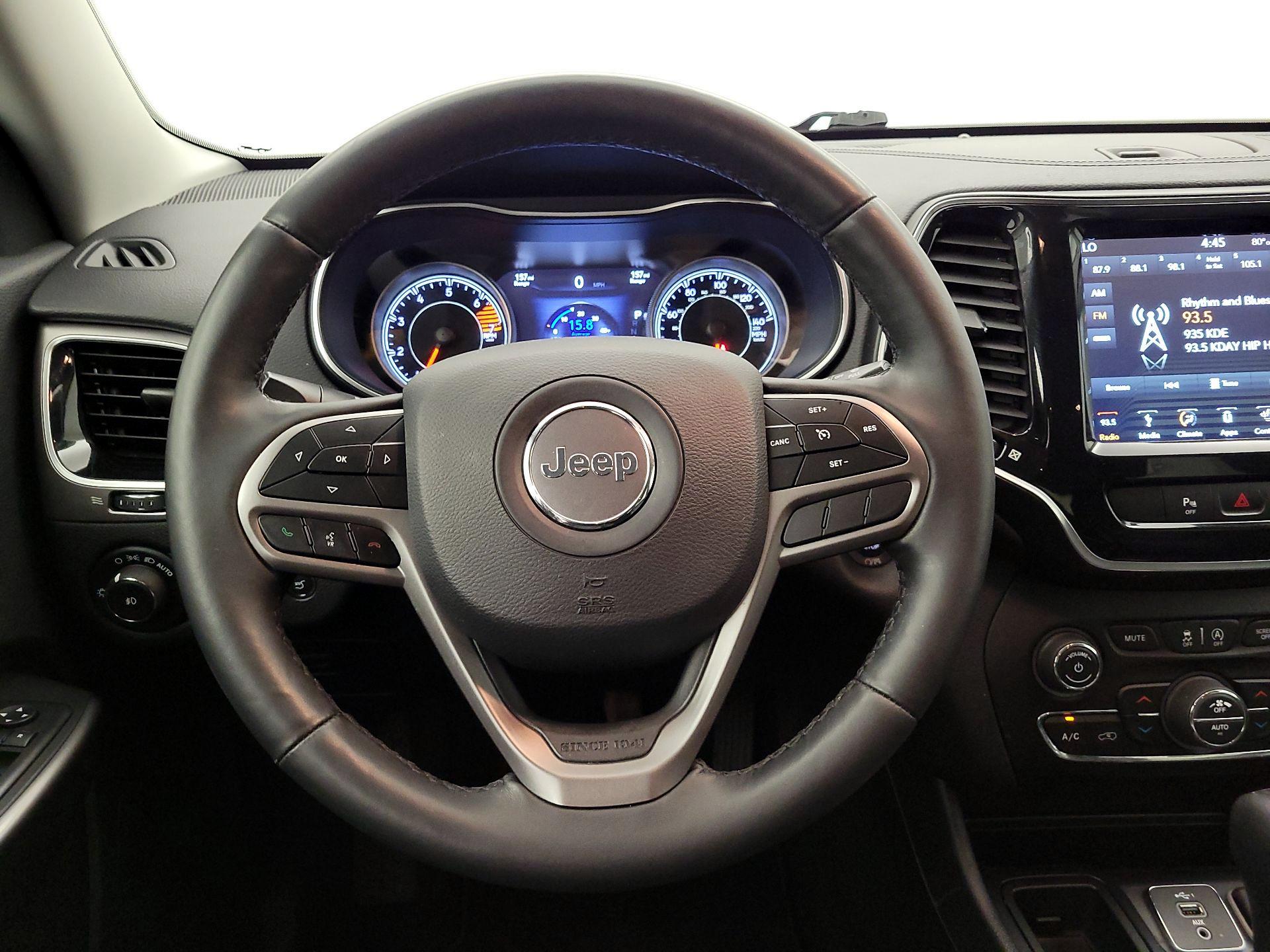 Thumbnail: 2018 Jeep Cherokee - 10