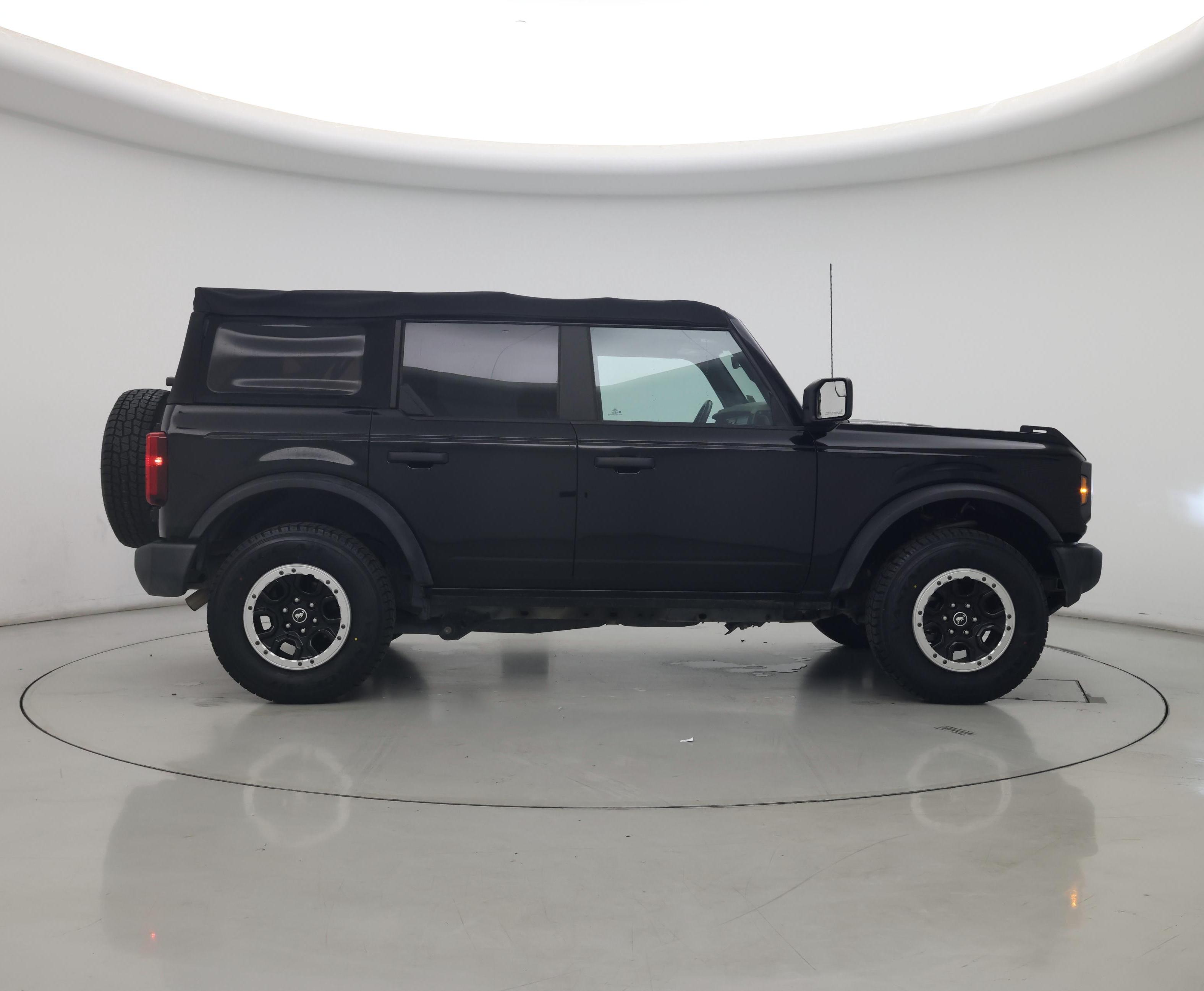 Thumbnail: 2021 Ford Bronco - 7
