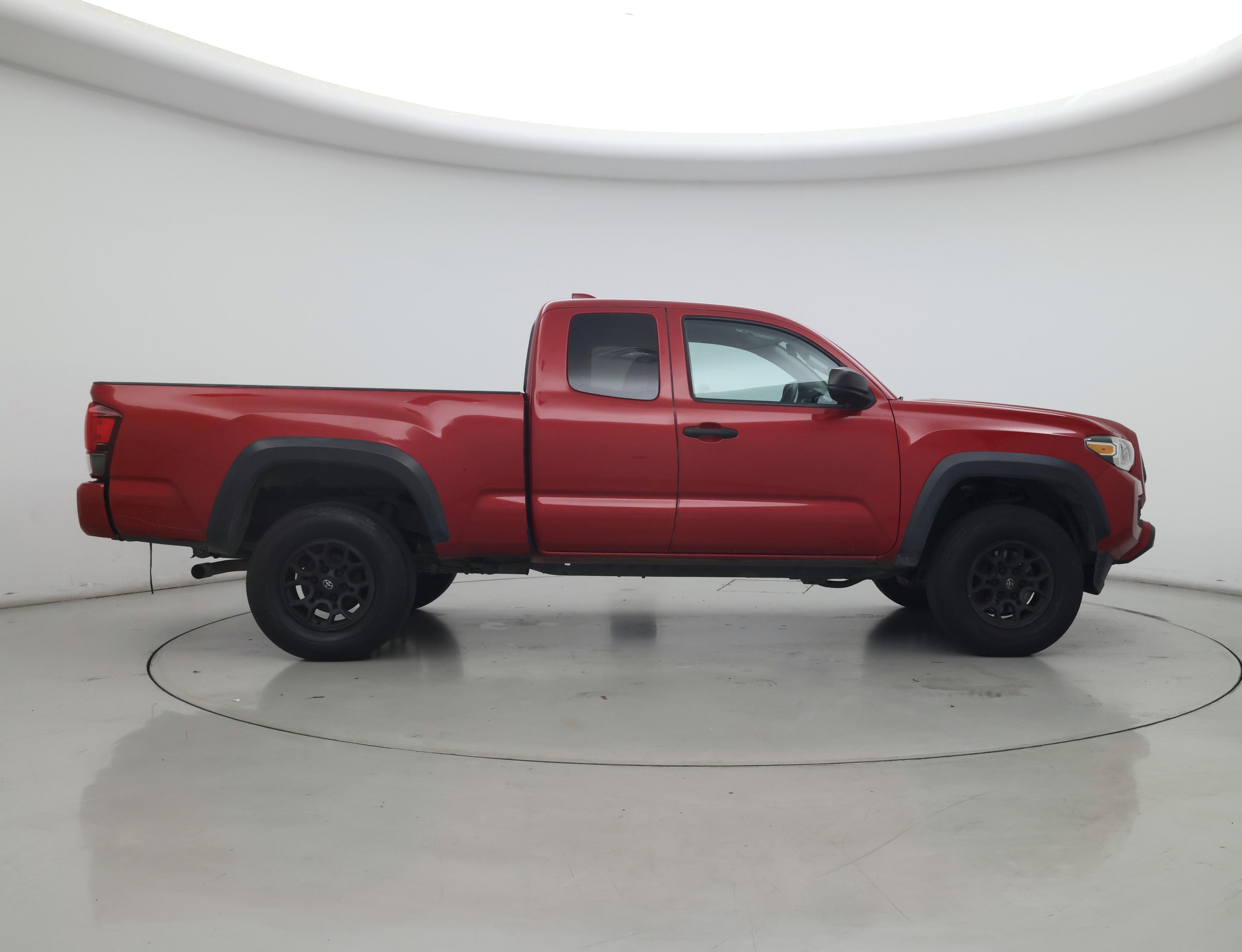 Thumbnail: 2020 Toyota Tacoma - 7