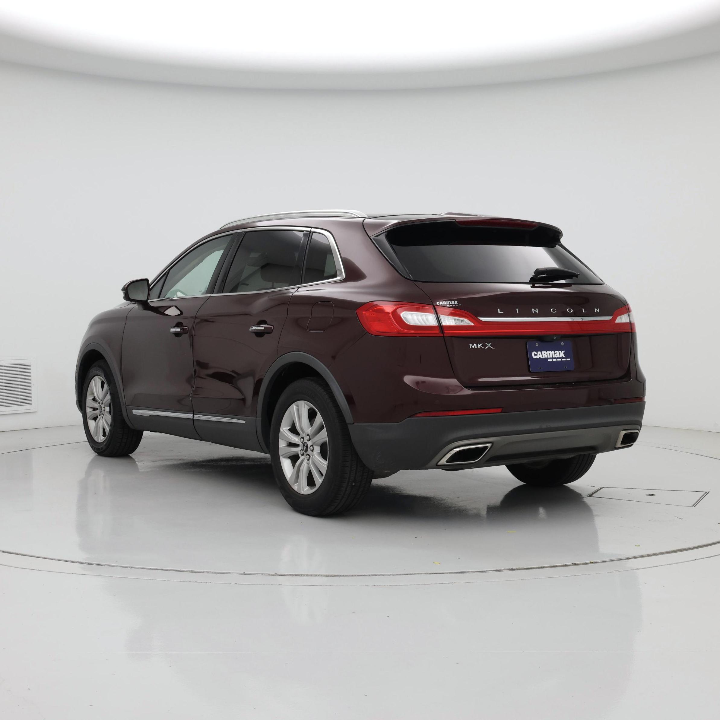 Thumbnail: 2017 Lincoln MKX - 2